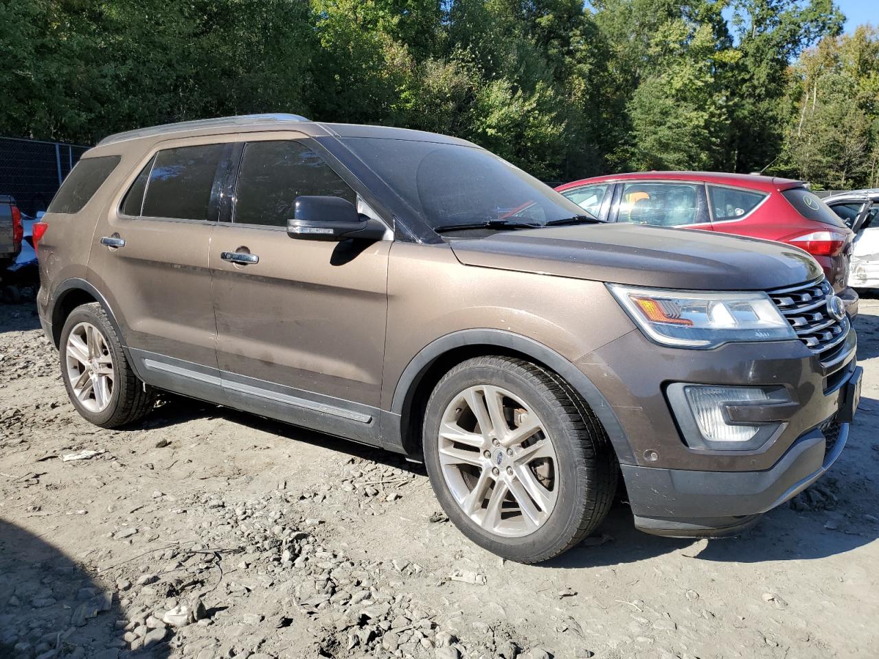 2016 Ford Explorer VIN 1FM5K7F87GGB61982 Copart auction photo, undercarriage / mechanical damage thumbnail 4