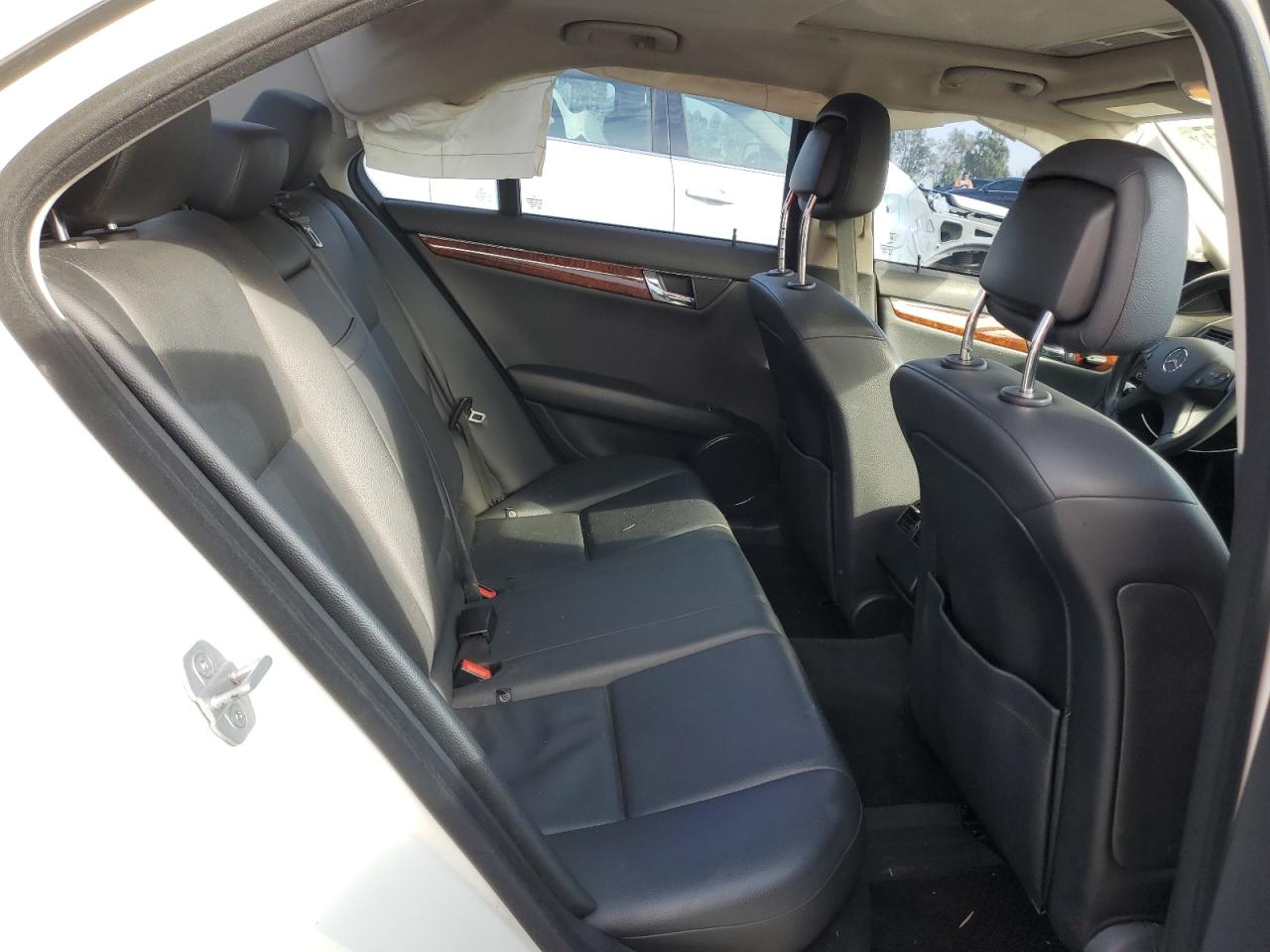 2011 Mercedes-Benz C-klasse VIN WDDGF5EB8BR140127 Copart auction photo, side damage thumbnail 10