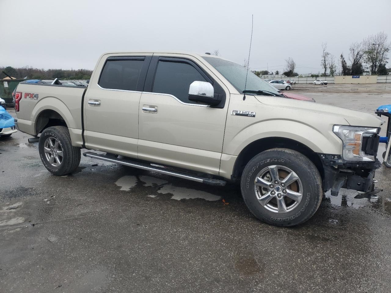 2018 Ford F-150 VIN 1FTEW1E52JFB80496 Copart auction photo, front end / side damage thumbnail 4