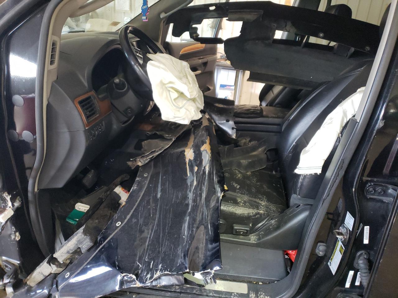 2010 Infiniti QX56 VIN 5N3ZA0NE9AN905045 Copart auction photo, front end / side damage thumbnail 7