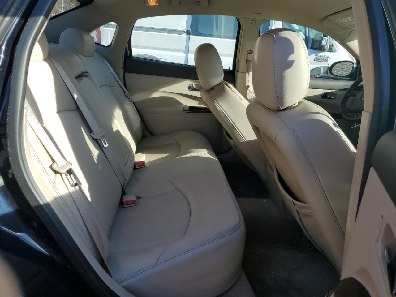 2008 Buick LaCrosse VIN 2G4WD582481193363 Copart auction photo, normal wear / minor dent/scratches damage thumbnail 10