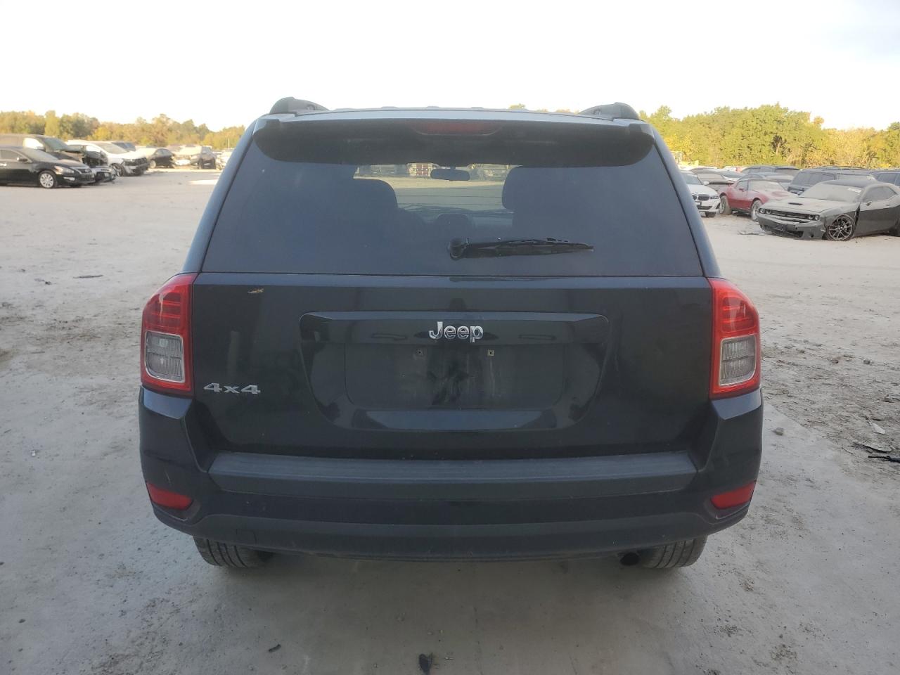 2012 Jeep Compass VIN 1C4NJDBB0CD539787 Copart auction photo, side / mechanical damage thumbnail 6
