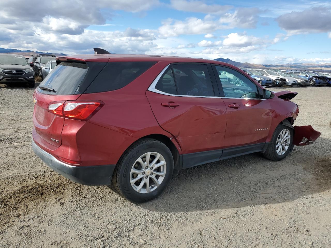 2018 Chevrolet Equinox VIN 2GNAXSEV2J6284988 Copart auction photo, front end / side damage thumbnail 3