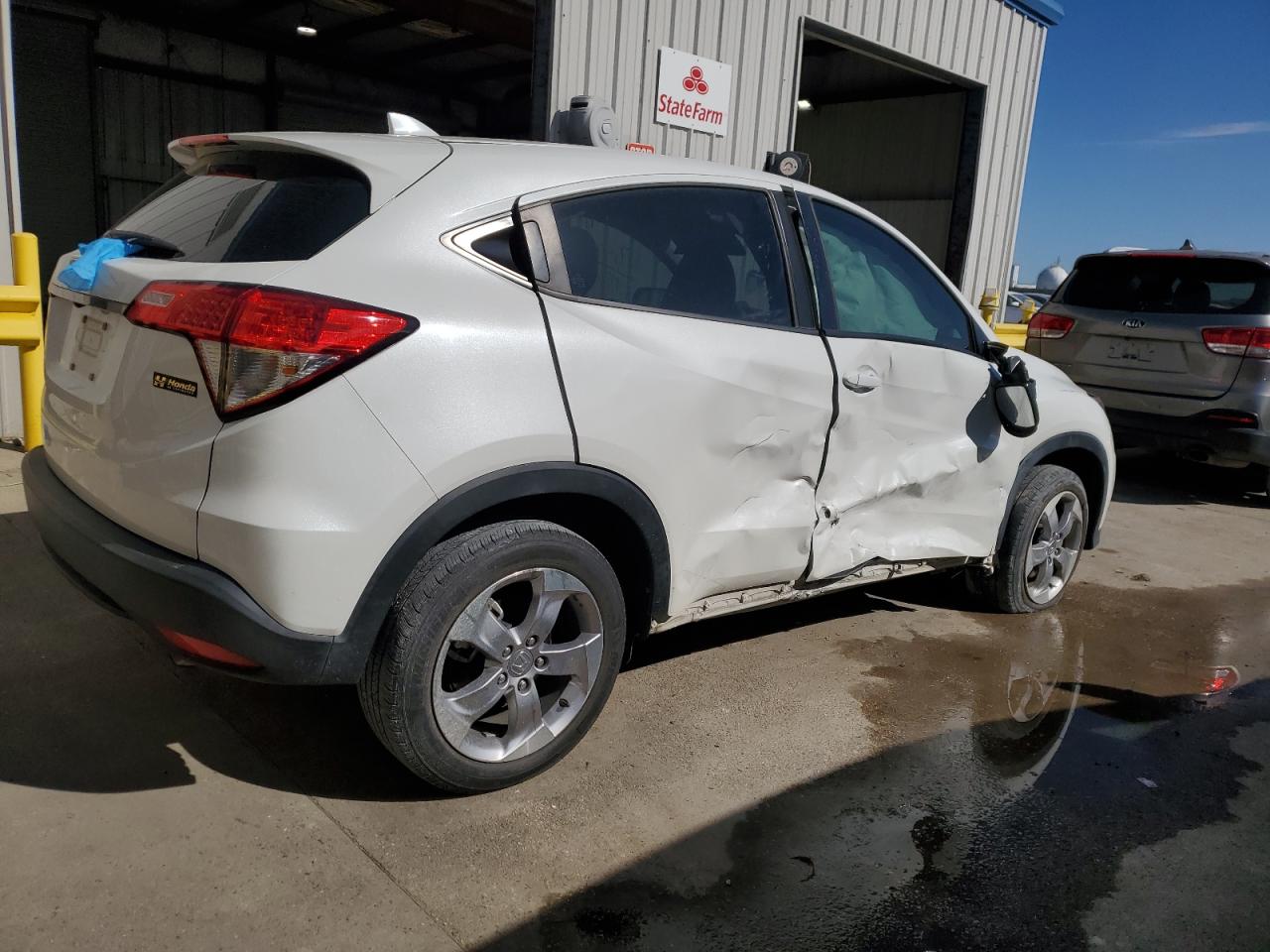 2022 Honda HR-V VIN 3CZRU5H37NM702676 Copart auction photo, side damage thumbnail 3