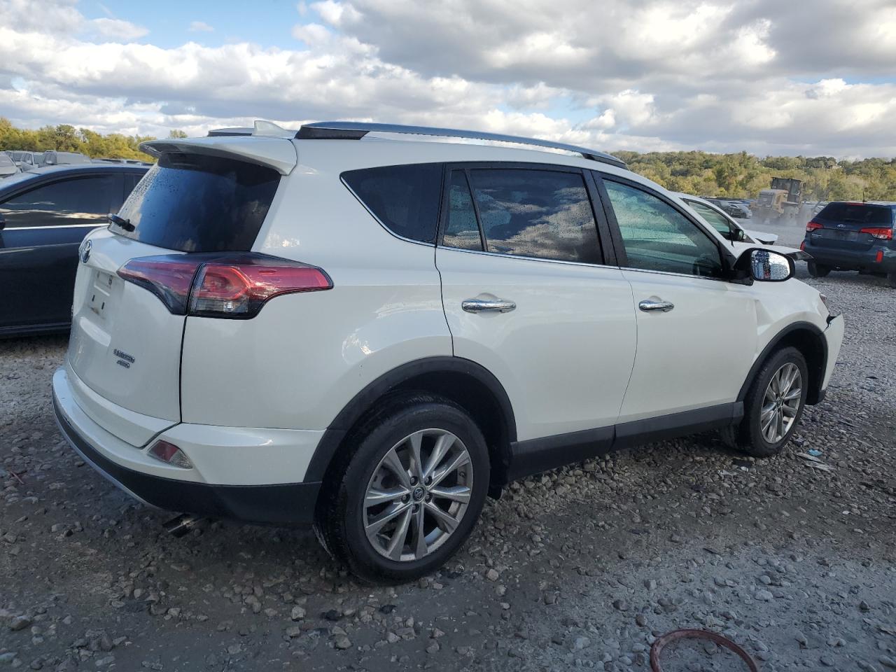 2017 Toyota RAV 4 VIN 2T3DFREVXHW689397 Copart auction photo, front end damage thumbnail 3