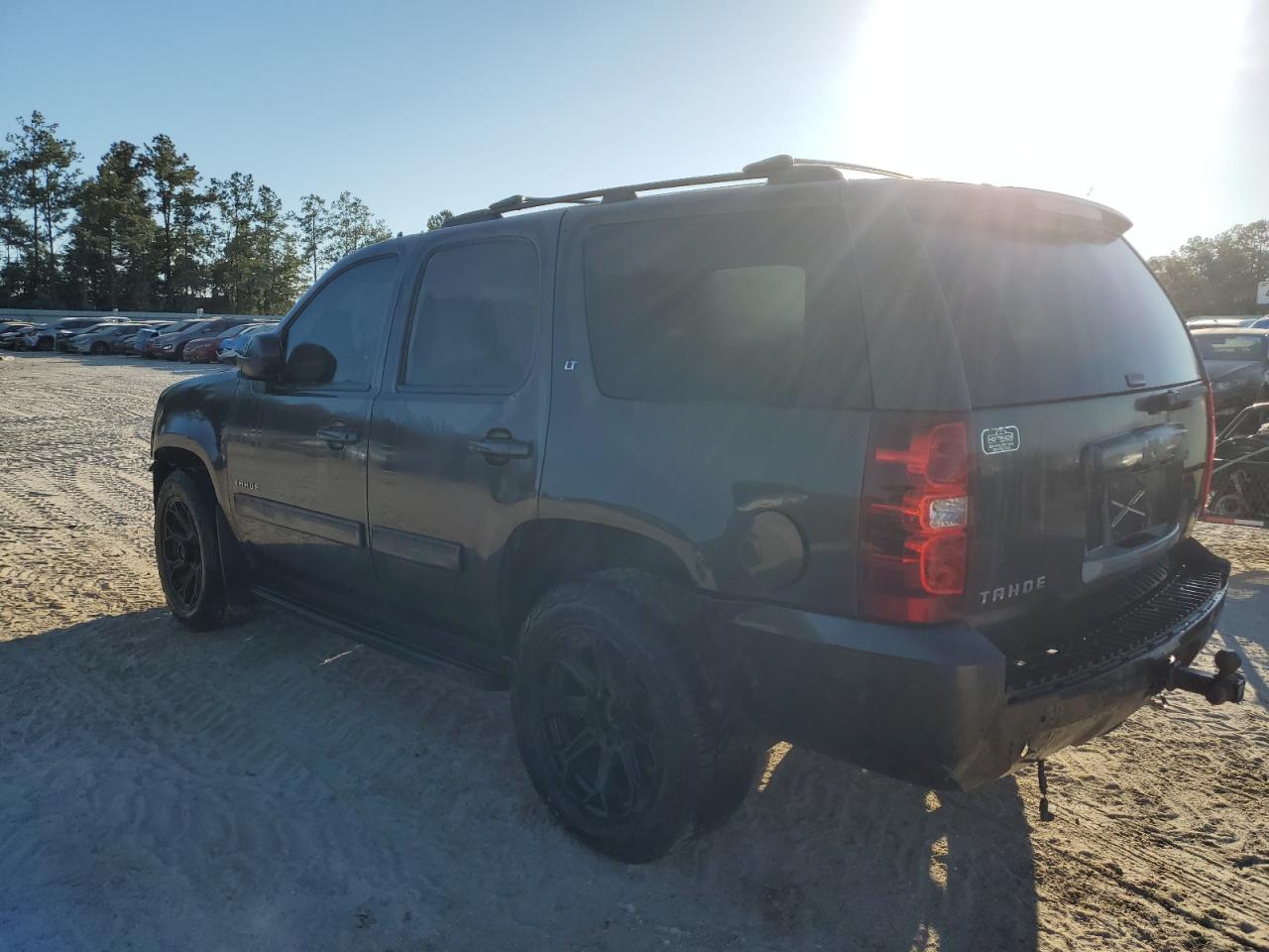 2010 Chevrolet Tahoe VIN 1GNUKBE02AR133475 Copart auction photo, water/flood damage thumbnail 2