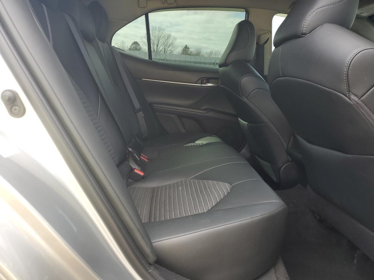 2018 Toyota Camry VIN 4T1B11HK0JU627725 Copart auction photo, front end / side damage thumbnail 10