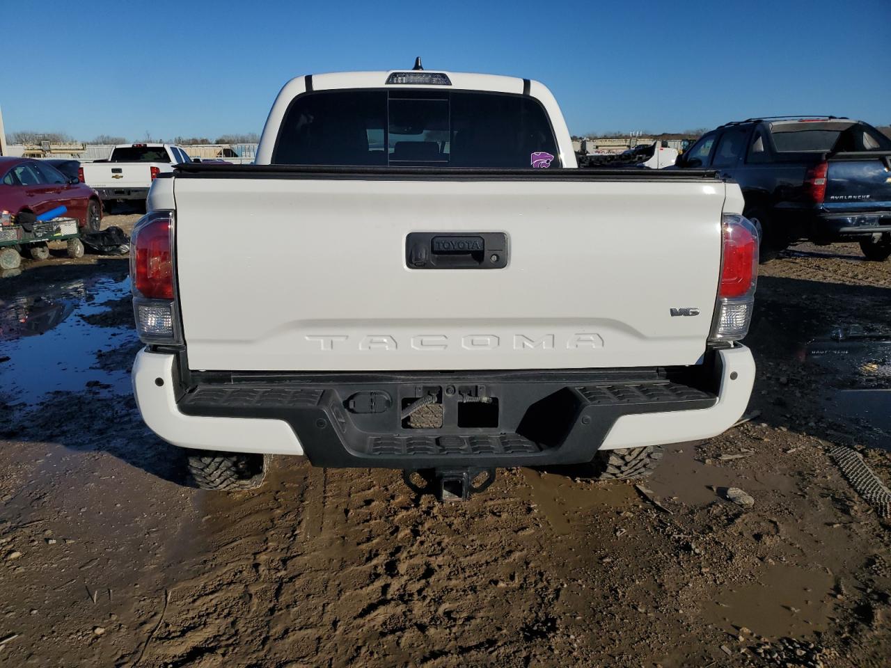 2022 Toyota Tacoma VIN 3TMCZ5AN8NM471425 Copart auction photo, front end damage thumbnail 6