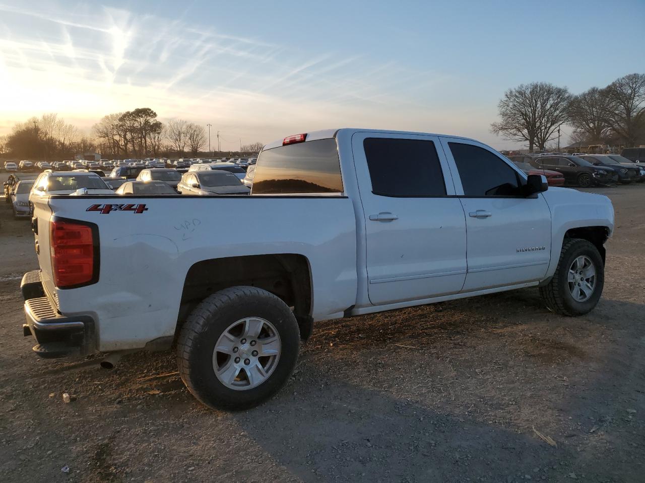 2018 Chevrolet Silverado VIN 3GCUKREC8JG192476 Copart auction photo, front end damage thumbnail 3