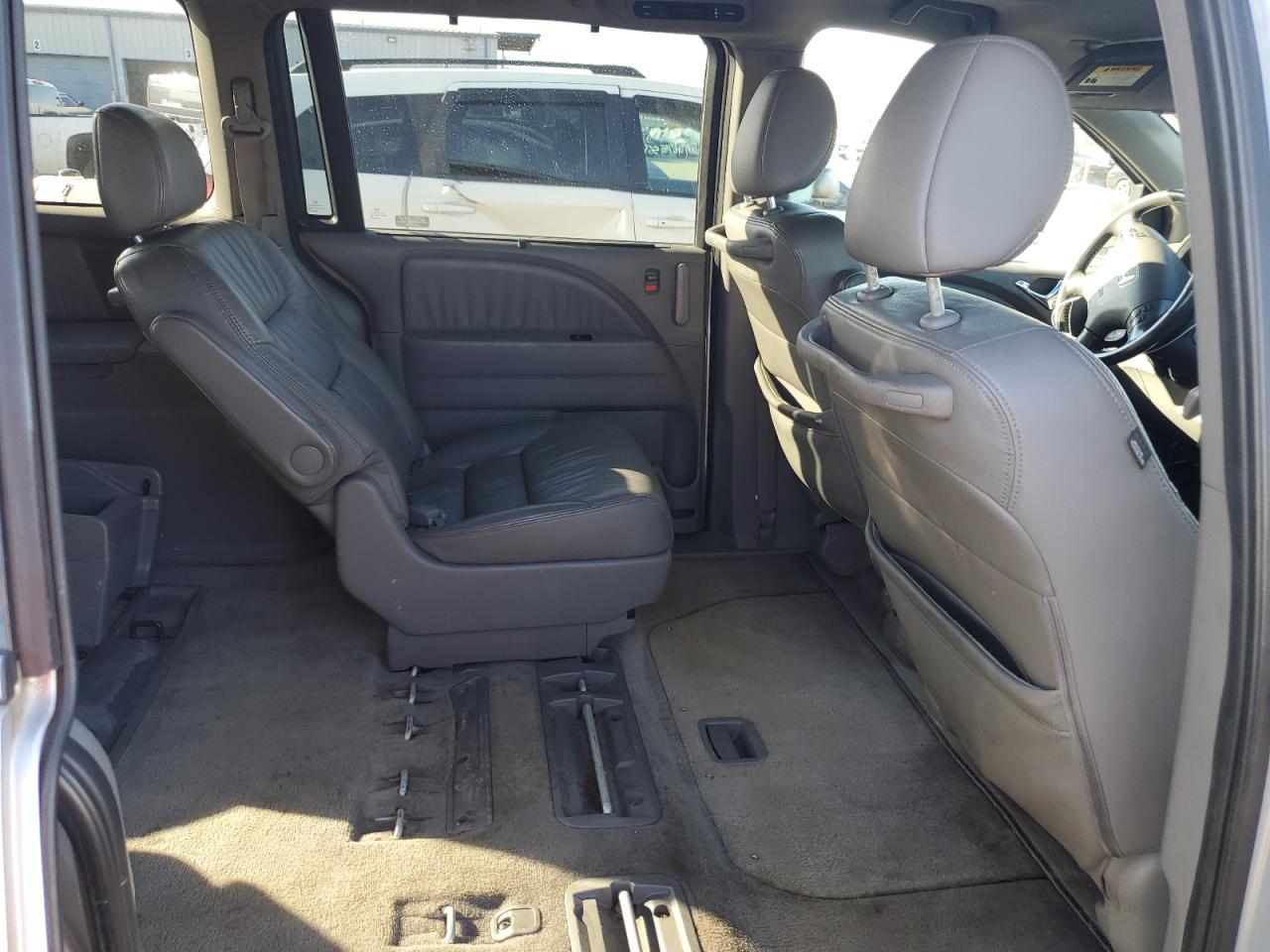 2009 Honda Odyssey VIN 5FNRL38929B055454 Copart auction photo, burn - engine damage thumbnail 11