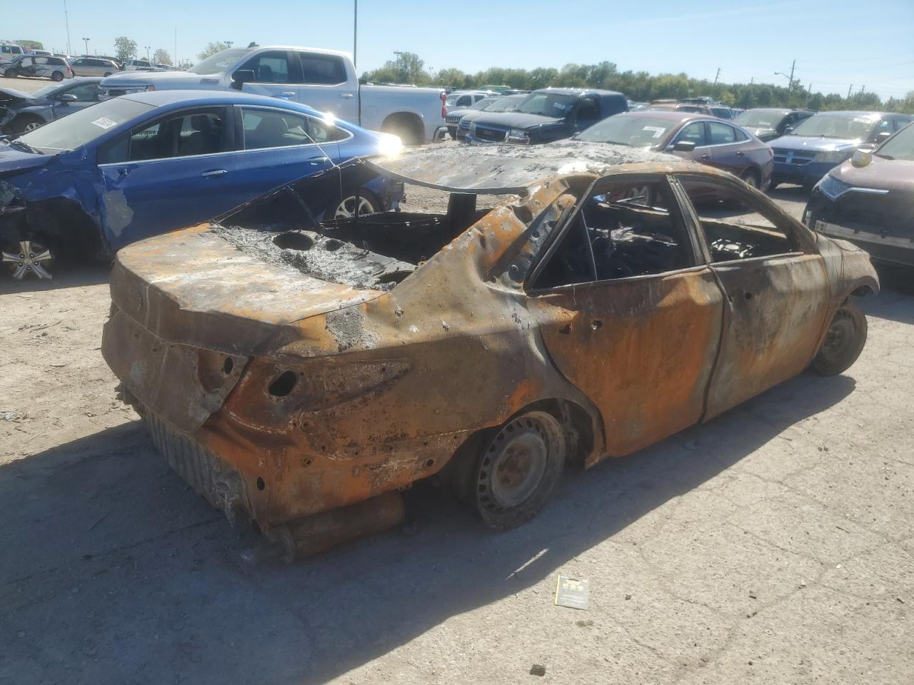 2015 Toyota Camry VIN 4T4BF1FK2FR446272 Copart auction photo, burn - interior / burn damage thumbnail 3