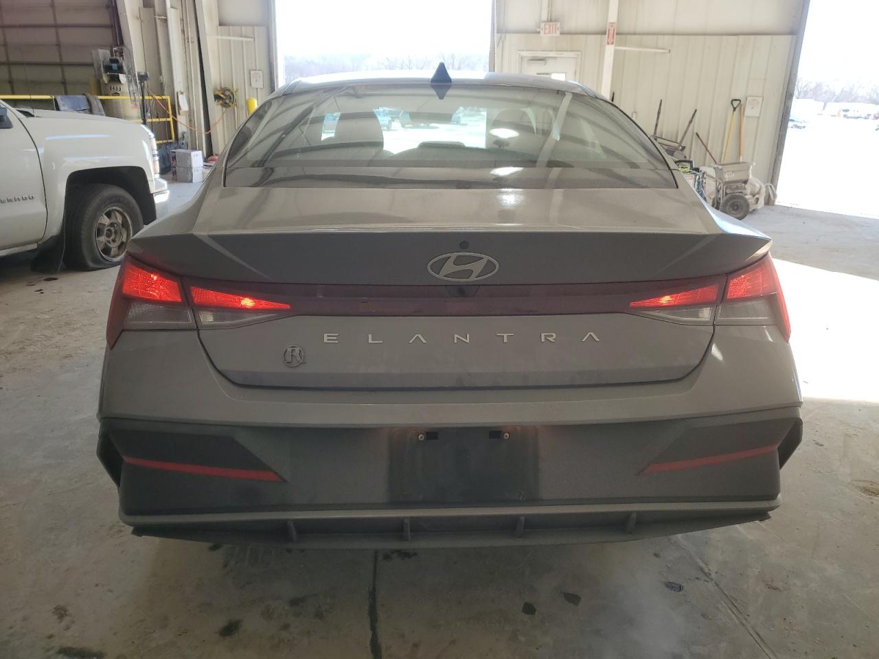 2024 Hyundai Elantra VIN KMHLM4DG2RU806357 Copart auction photo, front end damage thumbnail 6
