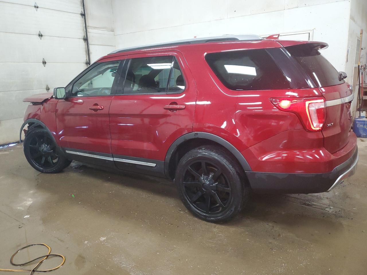 2017 Ford Explorer VIN 1FM5K8D85HGB78015 Copart auction photo, front end / side damage thumbnail 2
