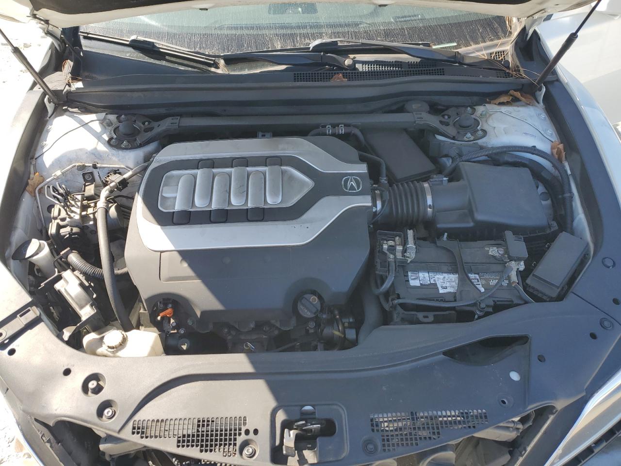 2016 Acura RLX VIN JH4KC1F98GC000007 Copart auction photo, front end / side damage thumbnail 11