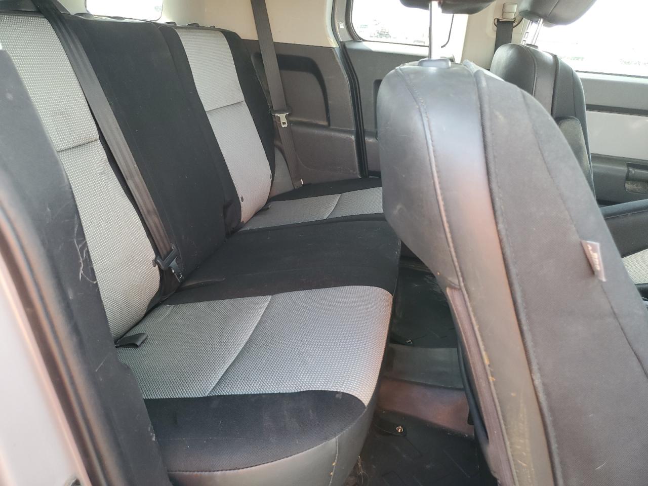 2013 Toyota FJ Cruiser VIN JTEBU4BFXDK166232 Copart auction photo, undercarriage / rear end damage thumbnail 11