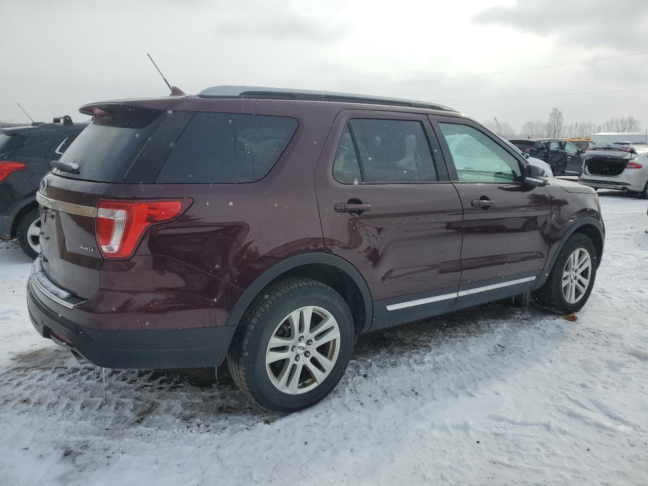 2018 Ford Explorer VIN 1FM5K8D85JGC92182 Copart auction photo, side / rear end damage thumbnail 3