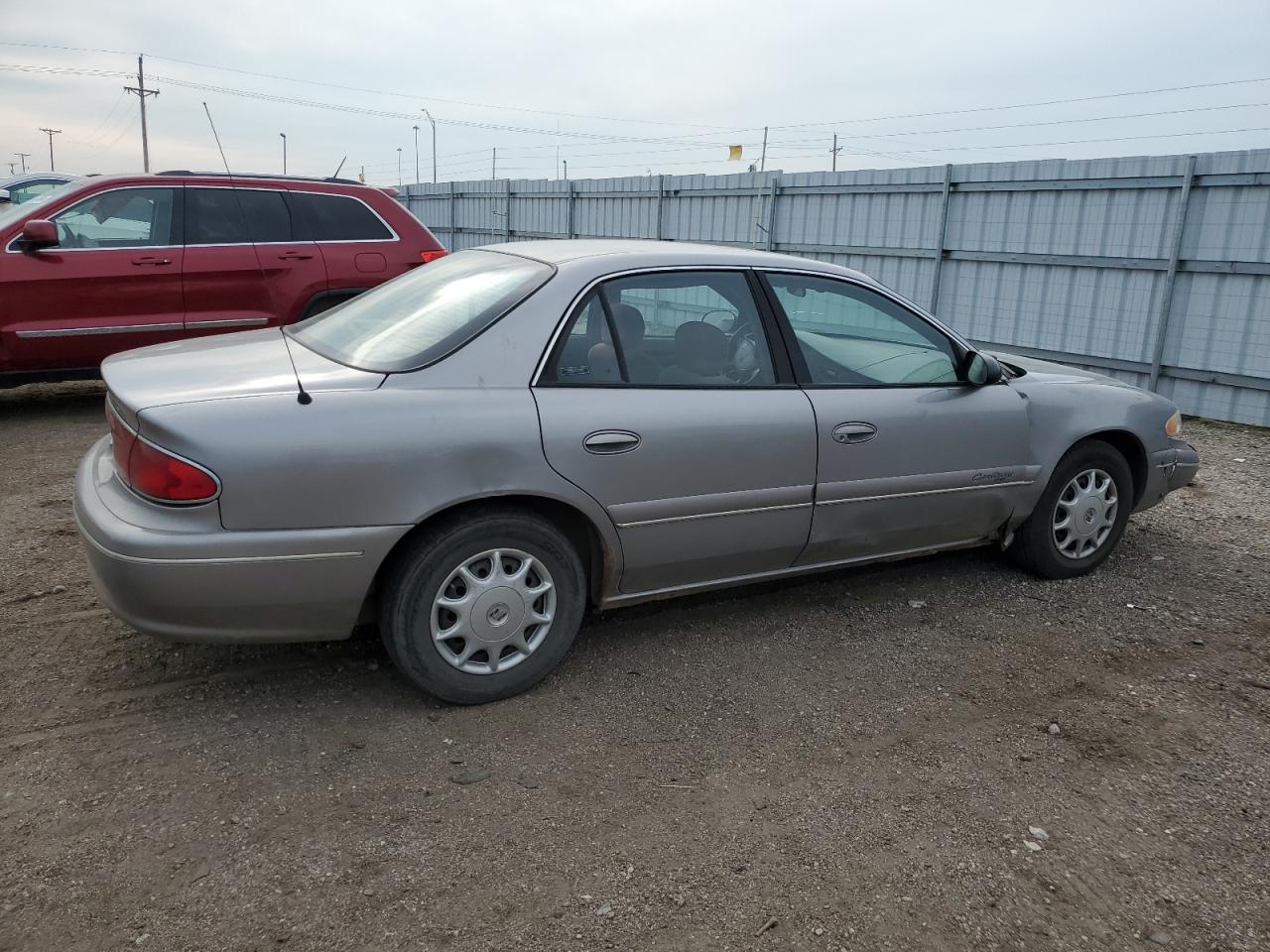 1998 Buick Century VIN 2G4WS52MXW1533645 Copart auction photo, front end / rear end damage thumbnail 3