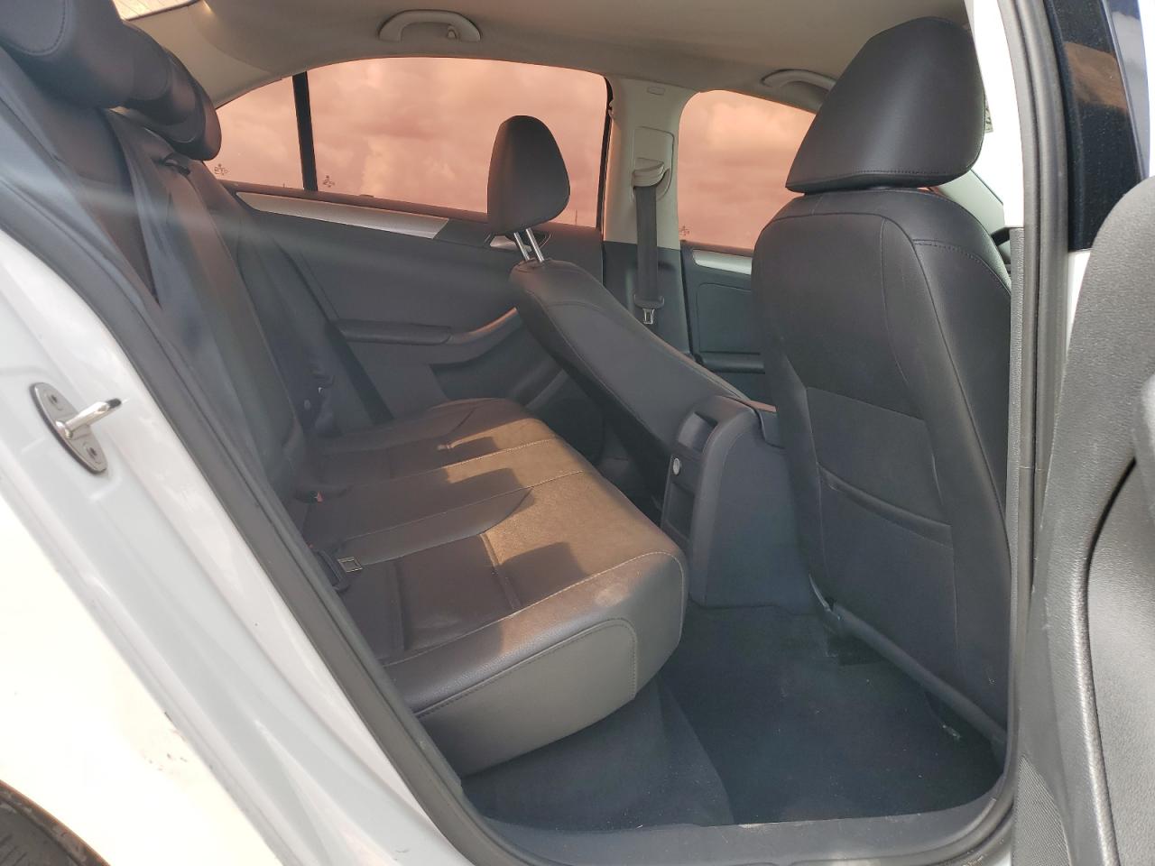 2015 Volkswagen Jetta VIN 3VWD07AJXFM403889 Copart auction photo, front end damage thumbnail 10