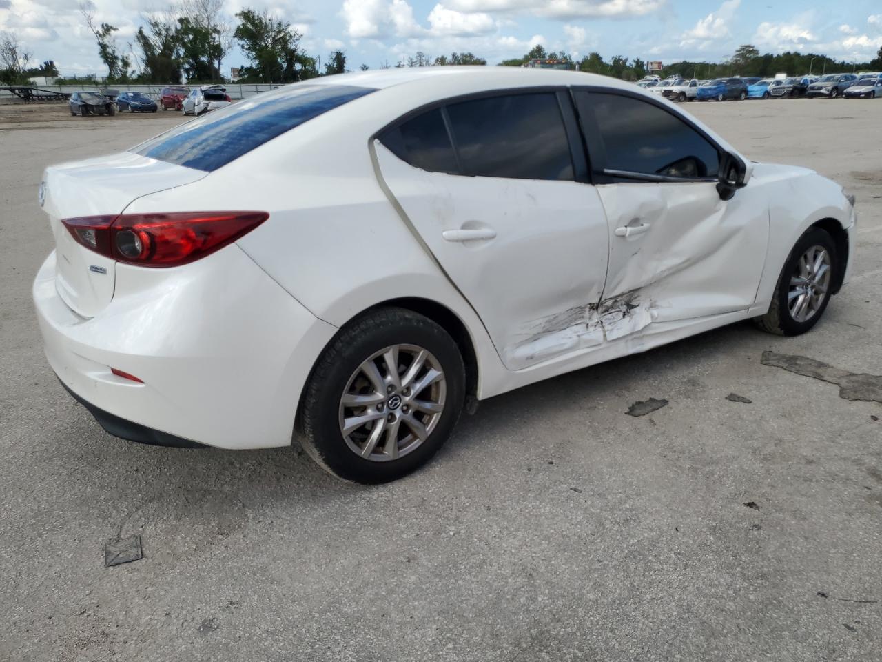 2016 Mazda 3 VIN 3MZBM1U70GM325262 Copart auction photo, side / front end damage thumbnail 3