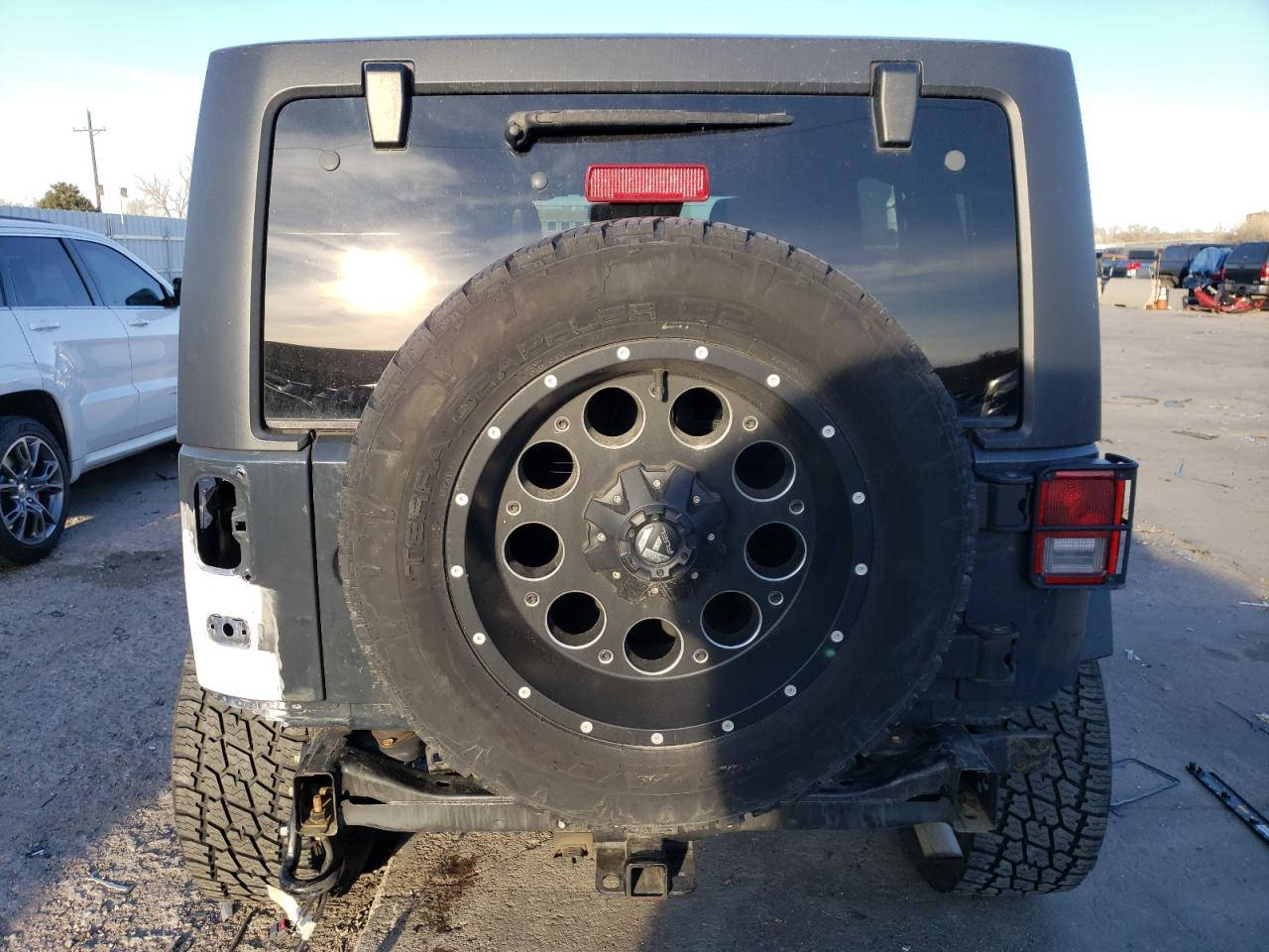 2017 Jeep Wrangler VIN 1C4BJWDG1HL535042 Copart auction photo, rear end / hail damage thumbnail 6