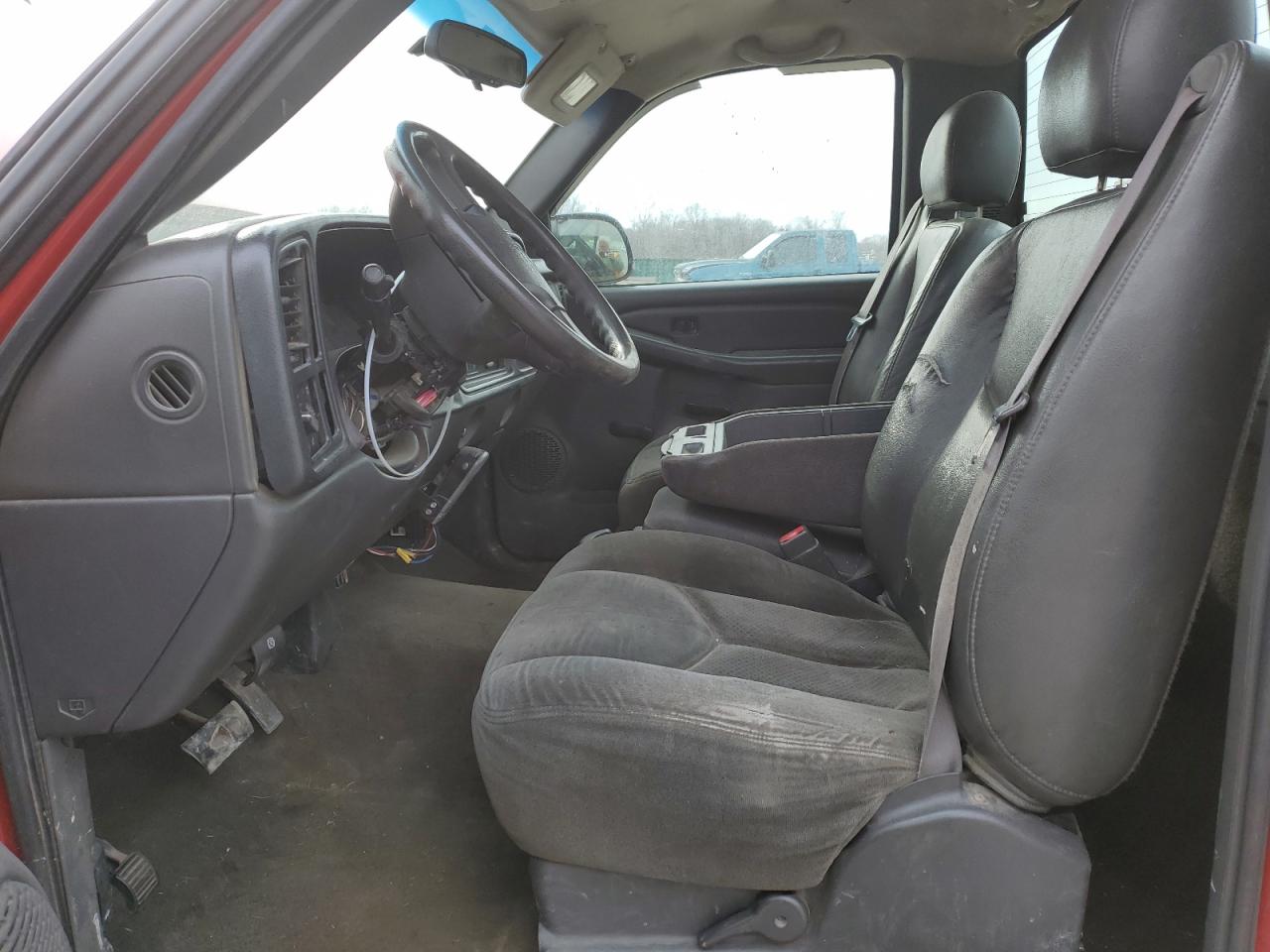 2006 Chevrolet Silverado VIN 1GCHC24U56E154315 Copart auction photo, frame damage / all over damage thumbnail 7