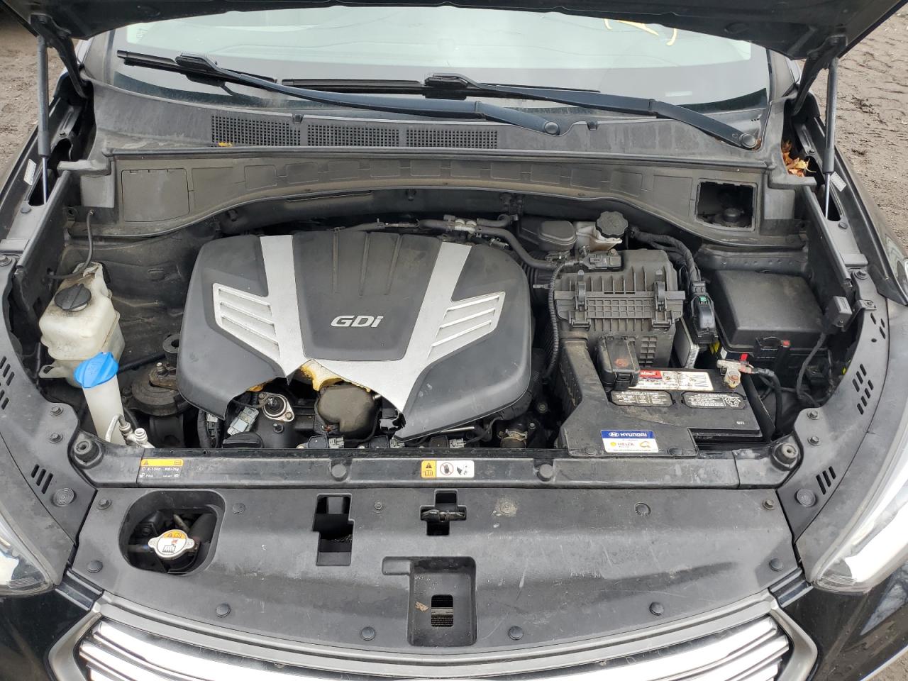2017 Hyundai Santa Fe VIN KM8SRDHF0HU216400 Copart auction photo, front end / minor dent/scratches damage thumbnail 12