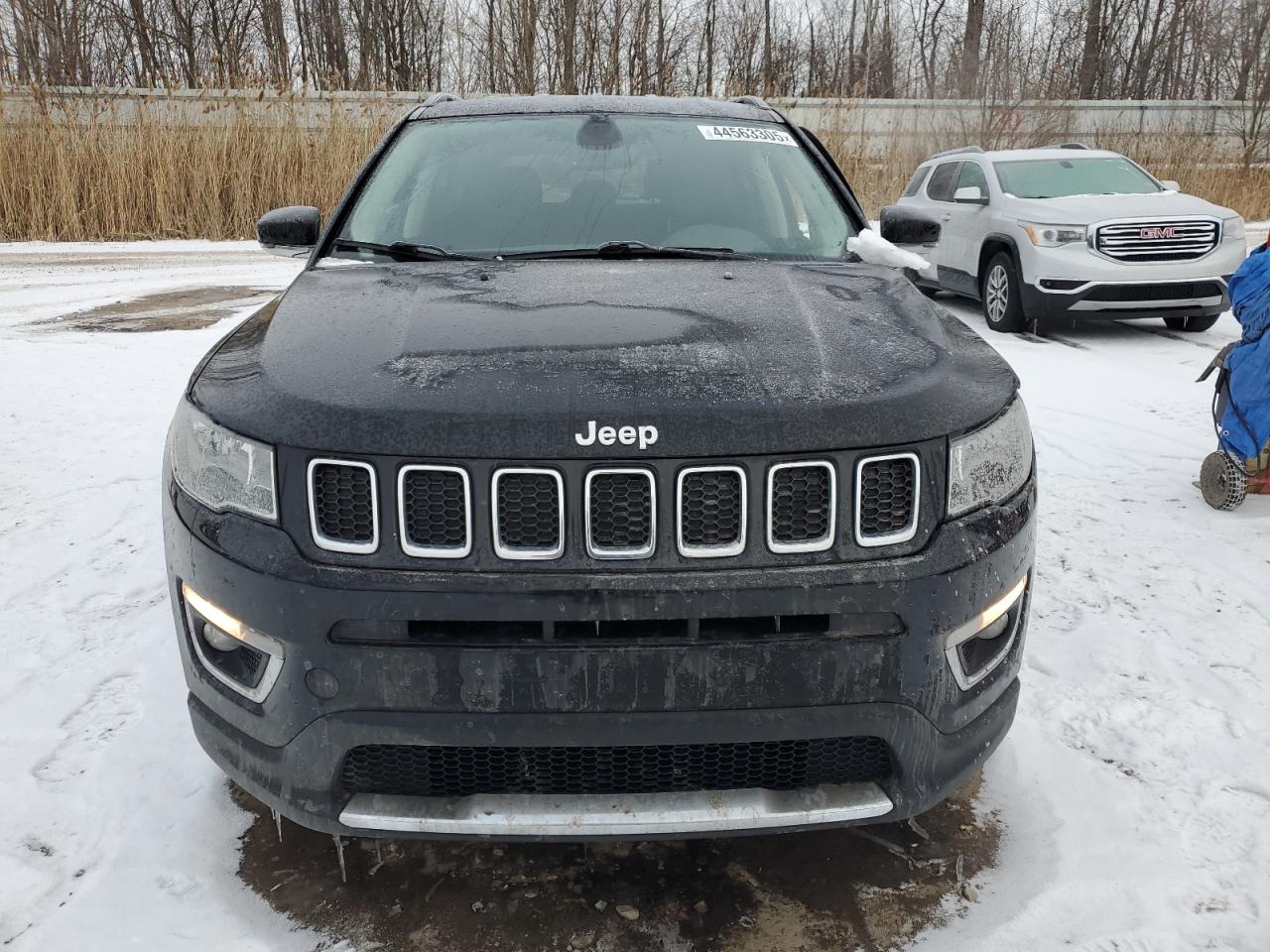 2019 Jeep Compass VIN 3C4NJDCB9KT661359 Copart auction photo, side / front end damage thumbnail 5