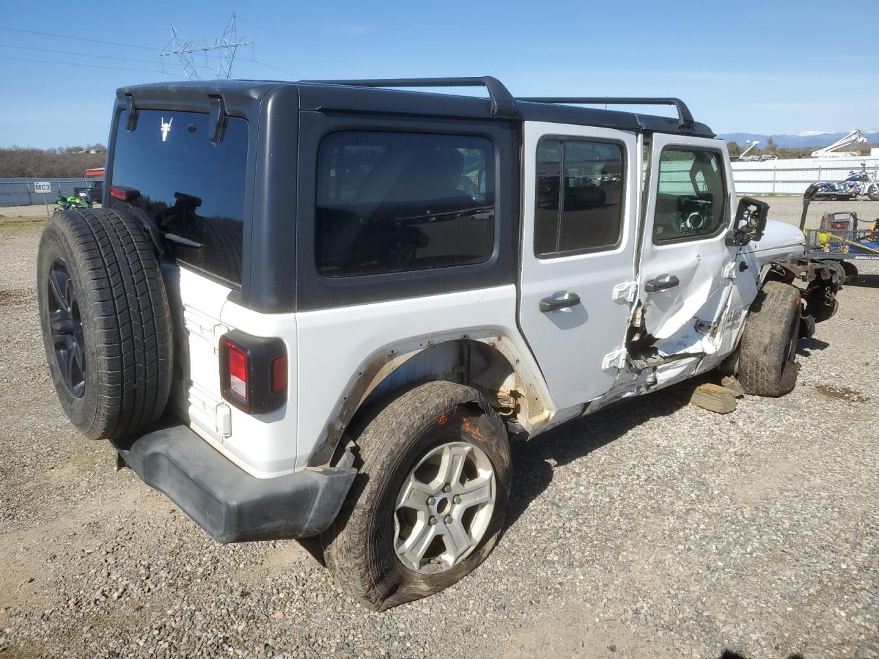 2019 Jeep Wrangler VIN 1C4HJXDGXKW518763 Copart auction photo, side / front end damage thumbnail 3