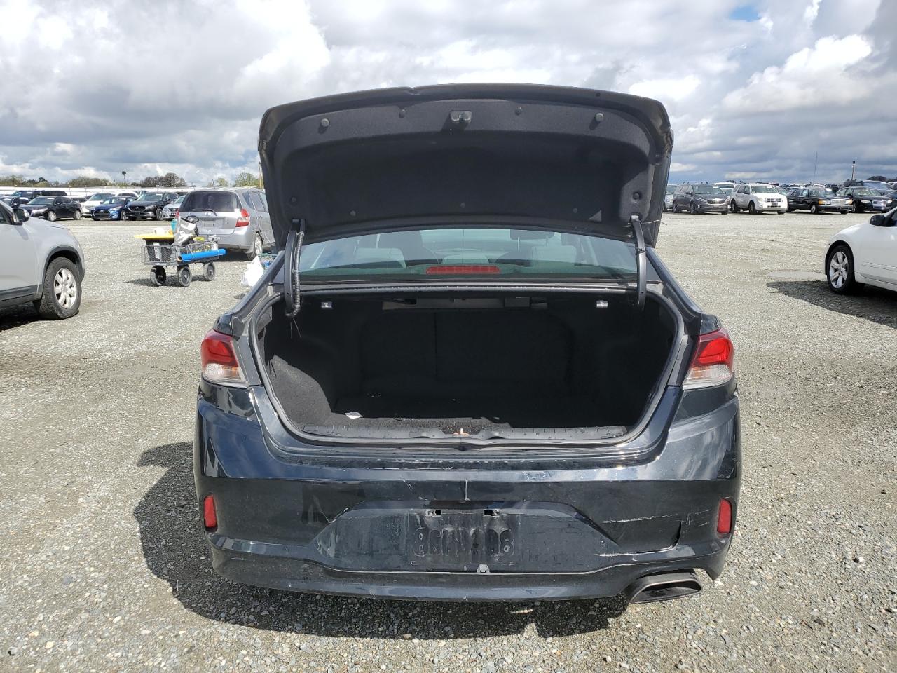 2018 Hyundai Sonata VIN 5NPE24AF8JH645736 Copart auction photo, front end / rear end damage thumbnail 6