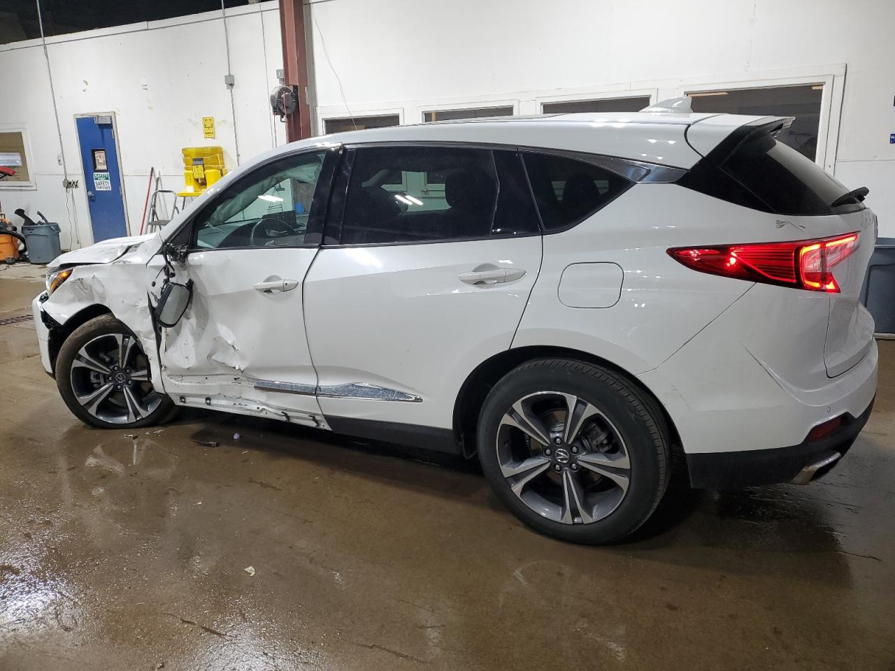 2022 Acura RDX VIN 5J8TC2H79NL007022 Copart auction photo, front end / side damage thumbnail 2