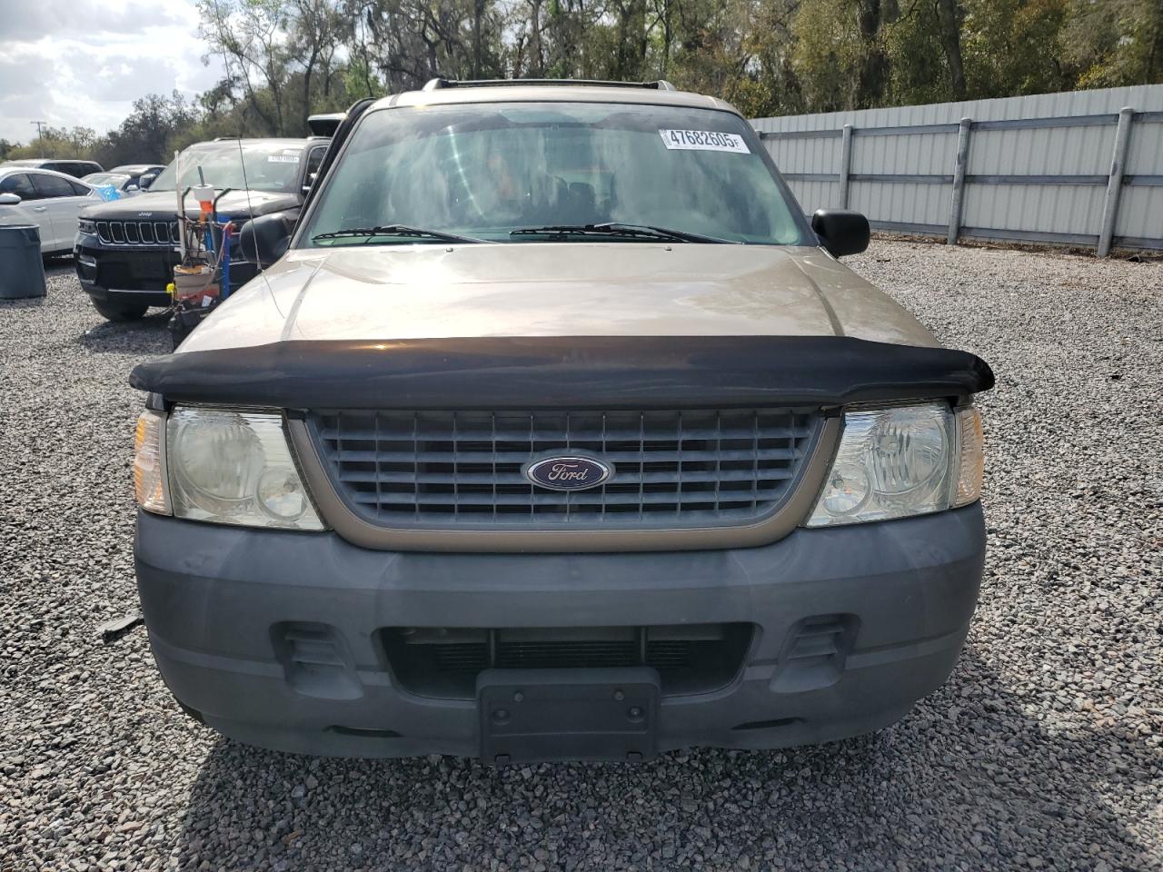 2004 Ford Explorer VIN 1FMZU62K64UB68846 Copart auction photo, side / rear end damage thumbnail 5