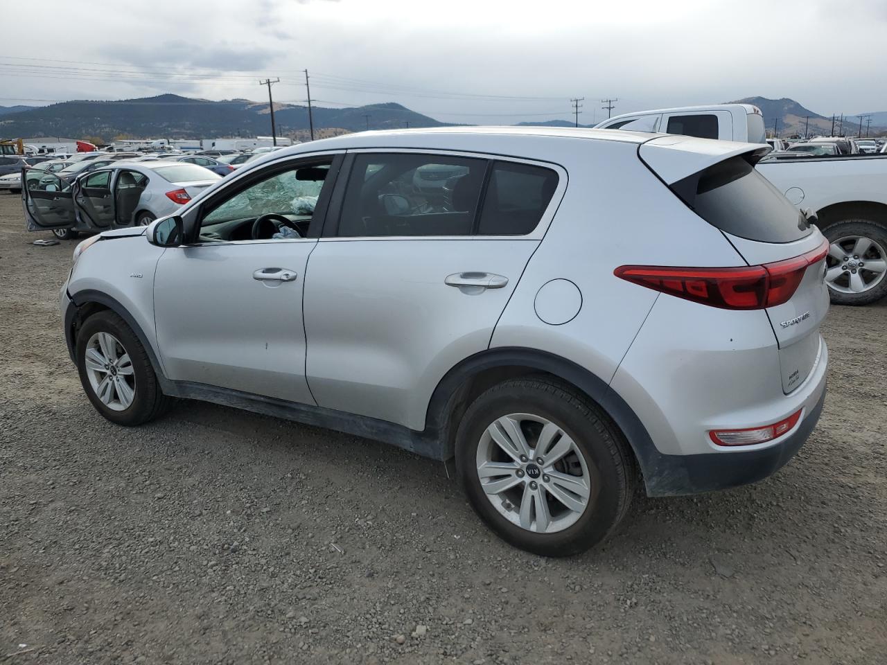 2019 KIA Sportage VIN KNDPMCACXK7574936 Copart auction photo, front end / minor dent/scratches damage thumbnail 2