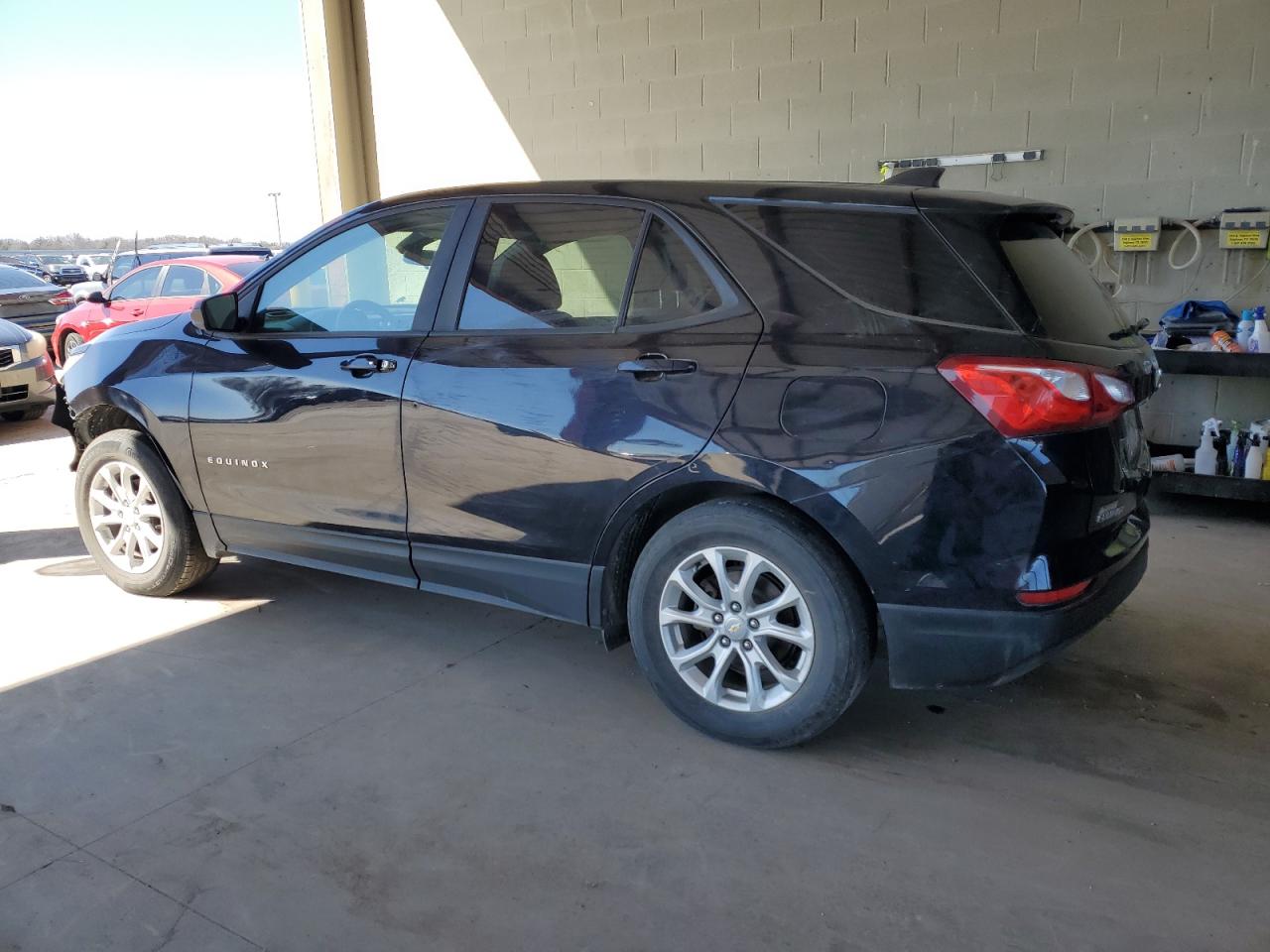 2020 Chevrolet Equinox VIN 2GNAXSEV7L6104911 Copart auction photo, front end damage thumbnail 2