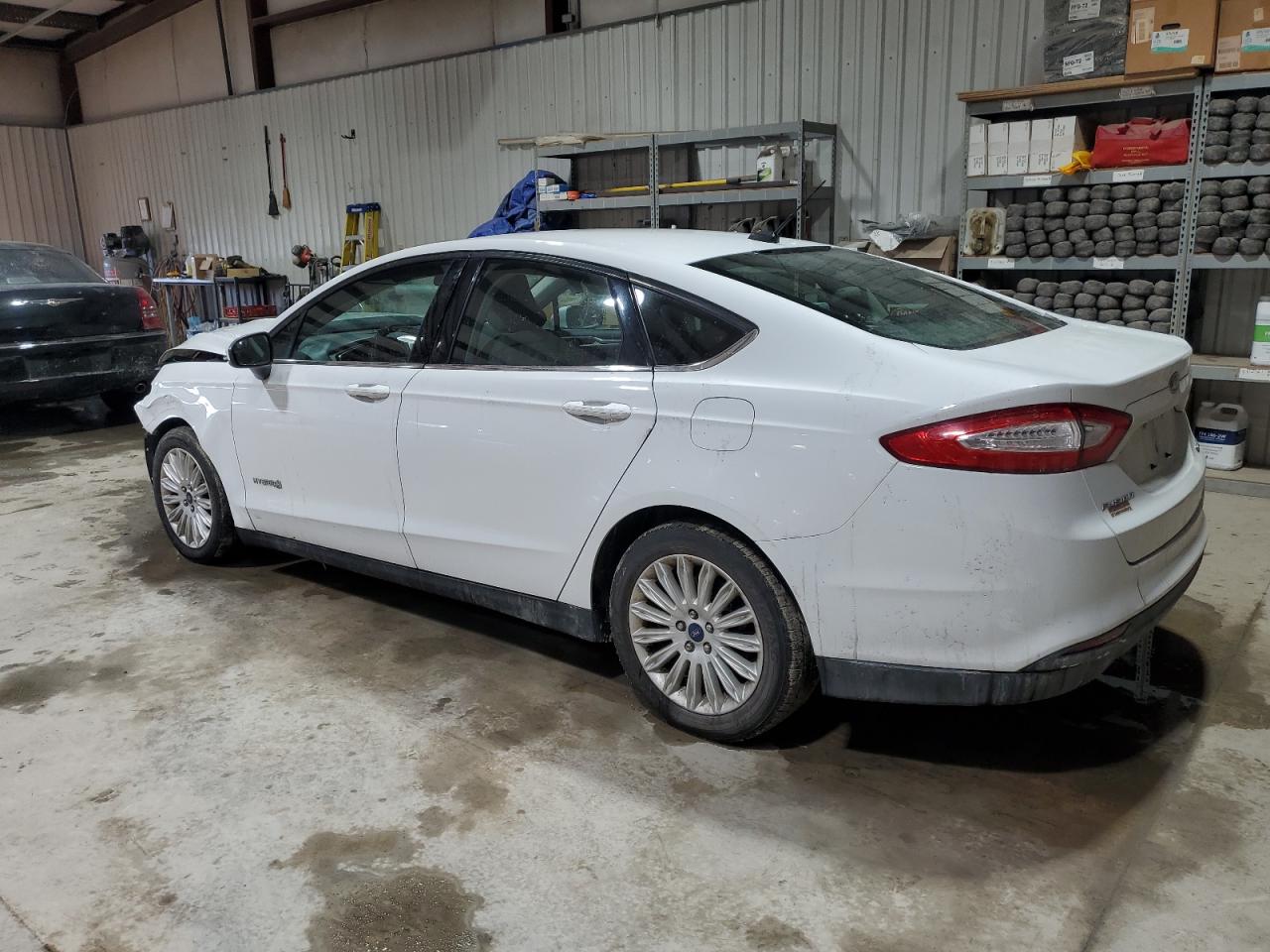 2015 Ford Fusion VIN 3FA6P0UU3FR283186 Copart auction photo, front end damage thumbnail 2