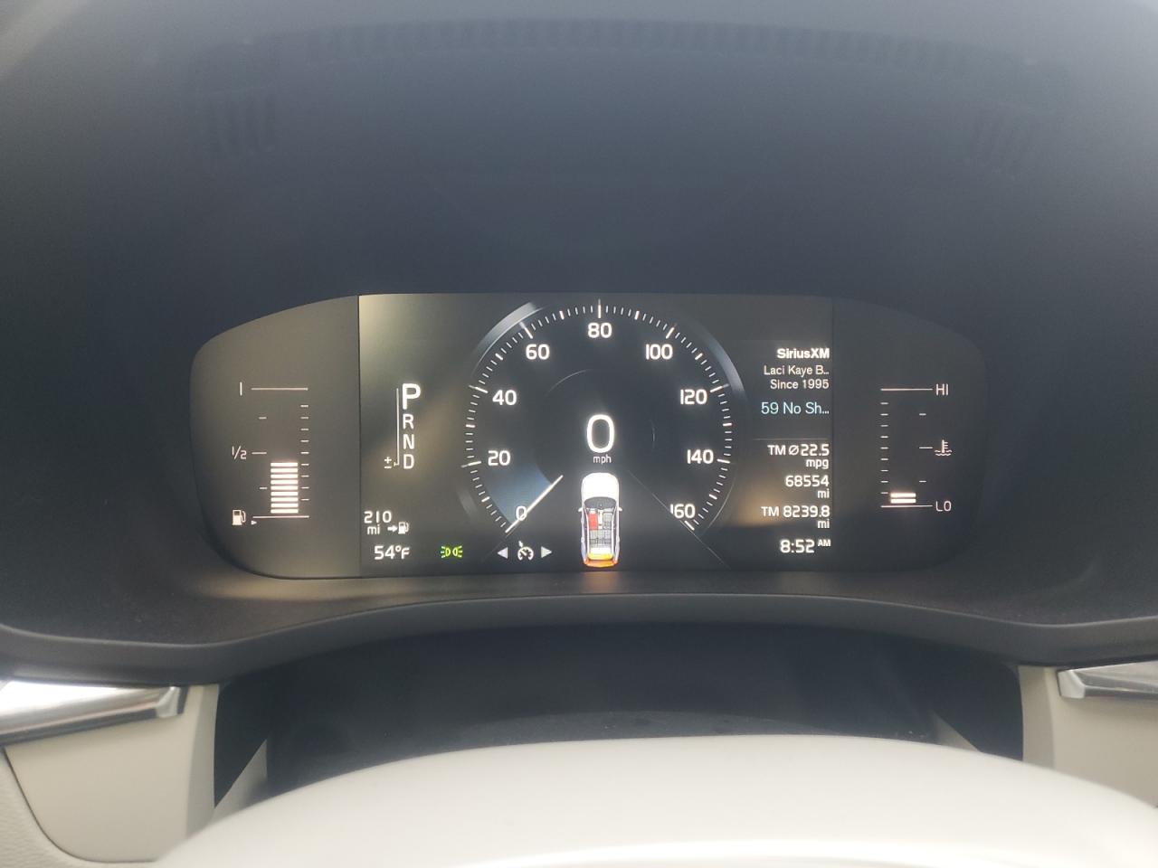 2019 Volvo XC60 VIN LYV102RK5KB232636 Copart auction photo, rear end damage thumbnail 9