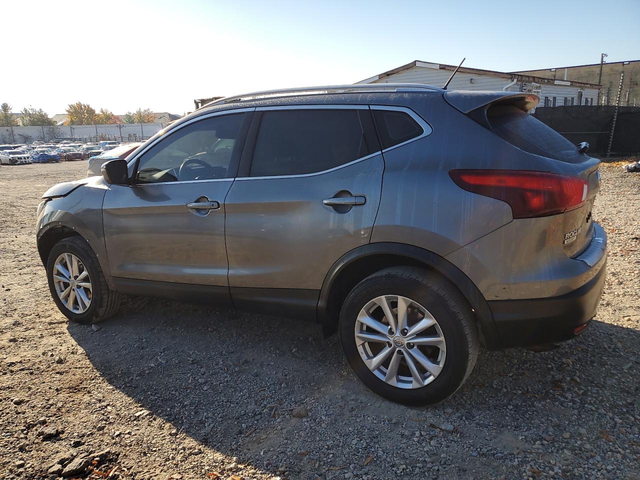 2017 Nissan Rogue VIN JN1BJ1CR8HW122395 Copart auction photo, front end / rear end damage thumbnail 2