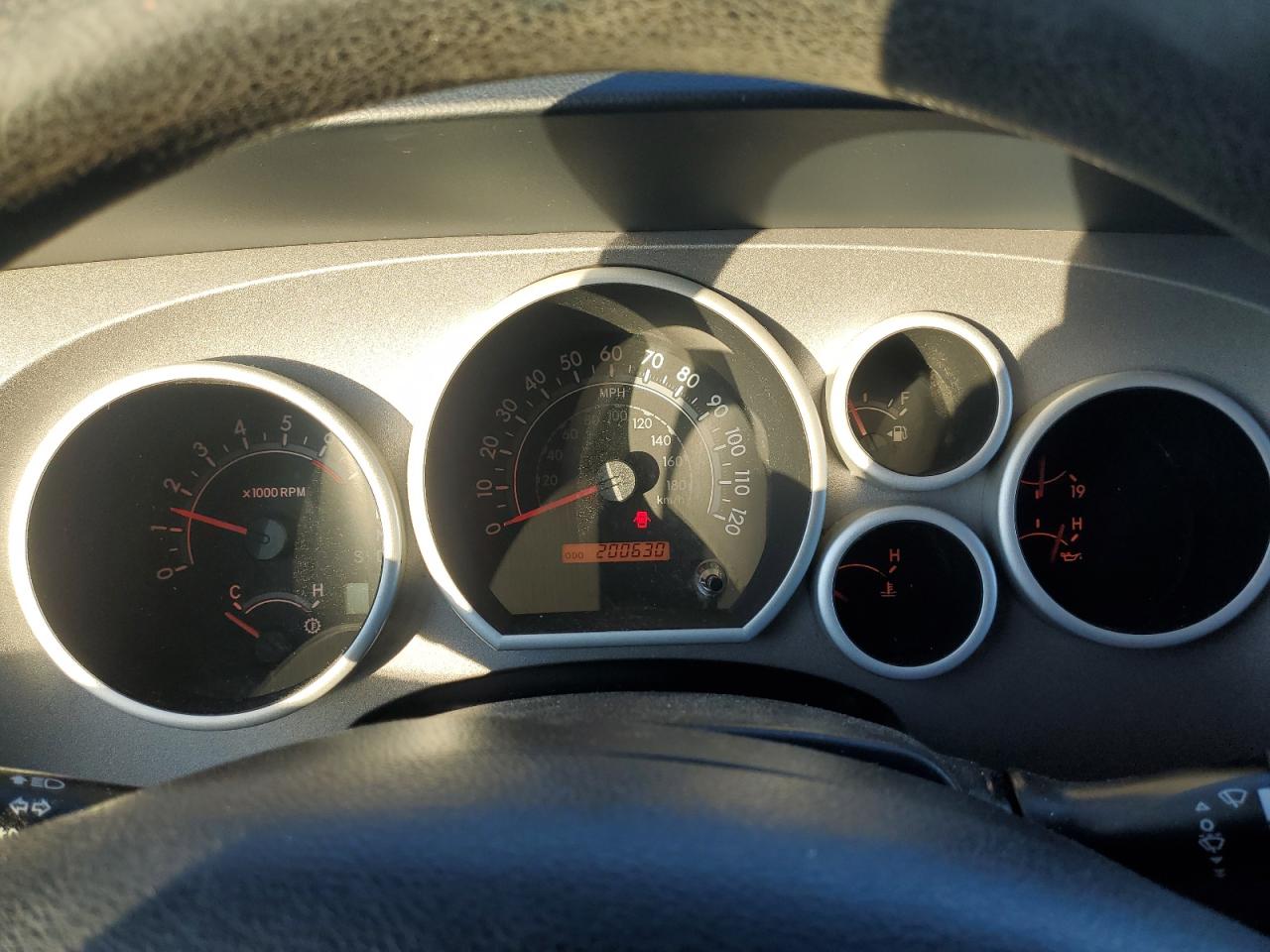 2012 Toyota Tundra VIN 5TFEM5F16CX045916 Copart auction photo, front end / minor dent/scratches damage thumbnail 9
