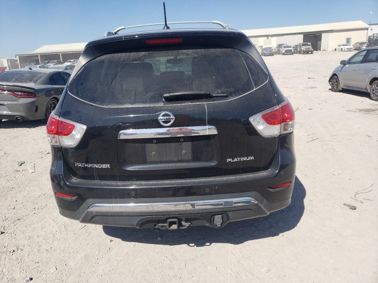 2015 Nissan Pathfinder VIN 5N1AR2MNXFC705712 Copart auction photo, front end / mechanical damage thumbnail 6