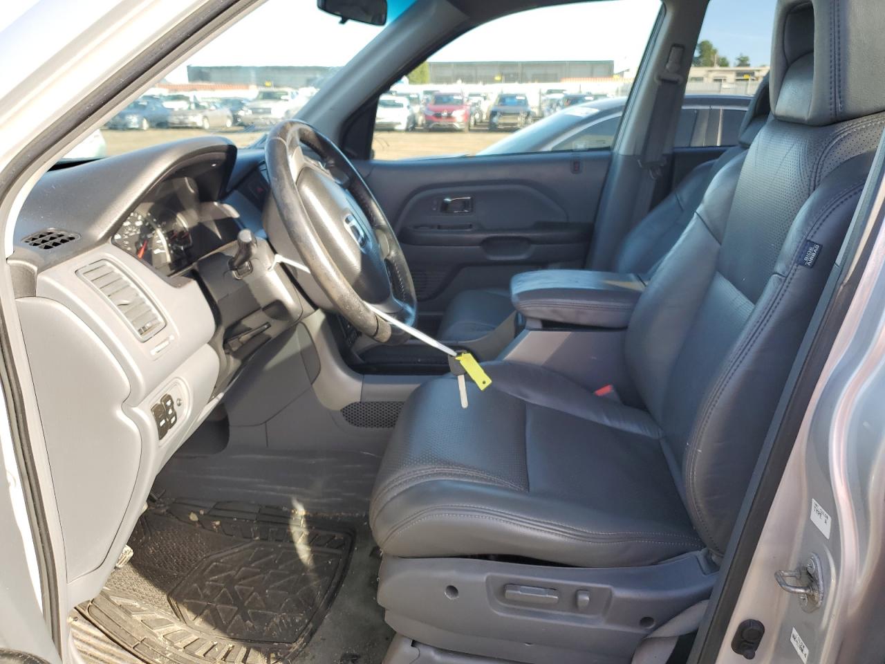 2004 Honda Pilot VIN 2HKYF18784H592331 Copart auction photo, all over damage thumbnail 7