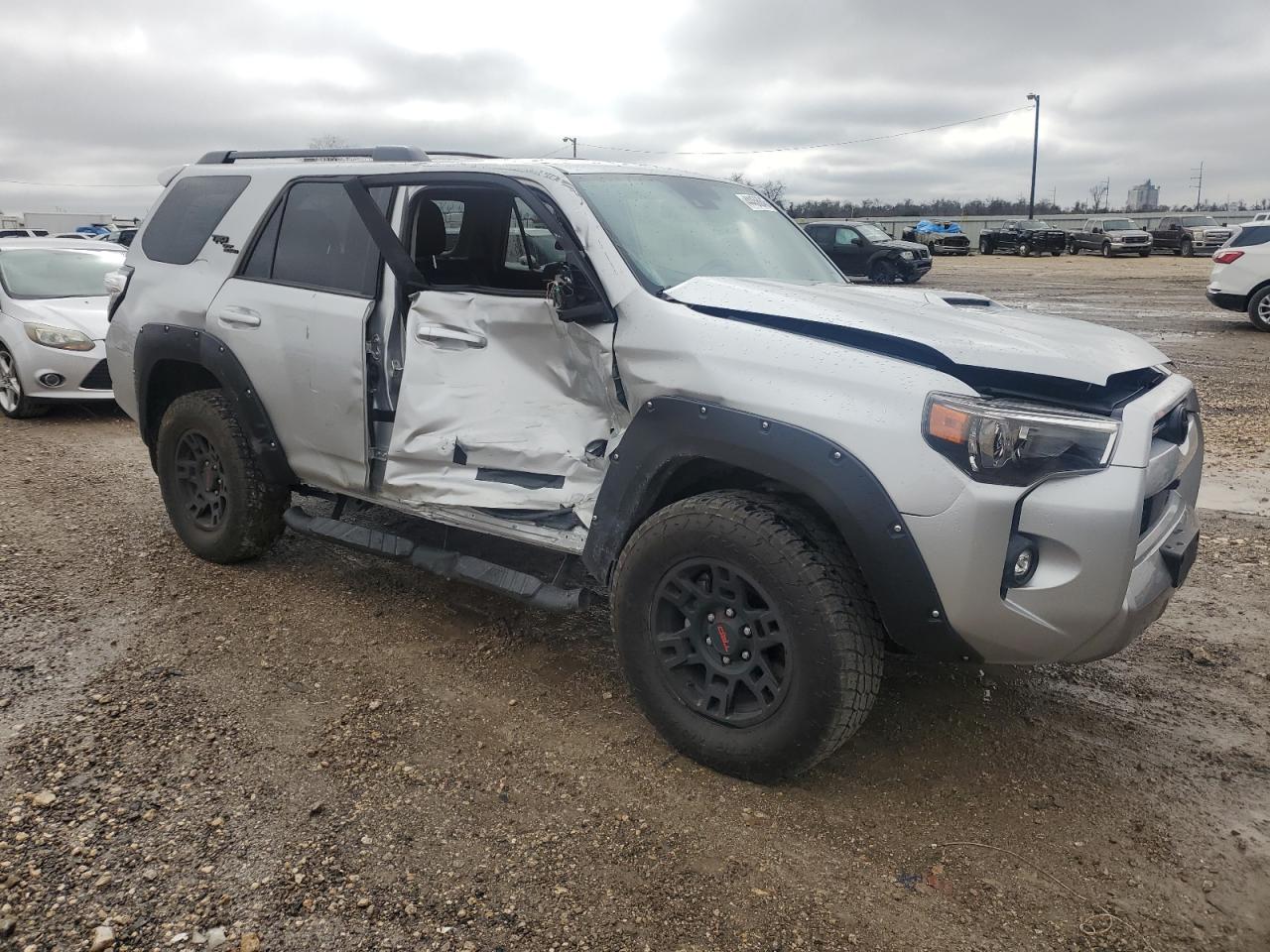 2024 Toyota 4Runner VIN JTERU5JR6R6221498 Copart auction photo, side damage thumbnail 4