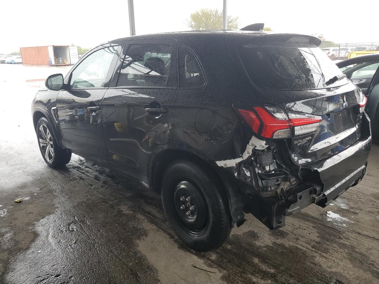 2024 Mitsubishi Outlander VIN JA4ARUAU7RU006042 Copart auction photo, rear end damage thumbnail 2