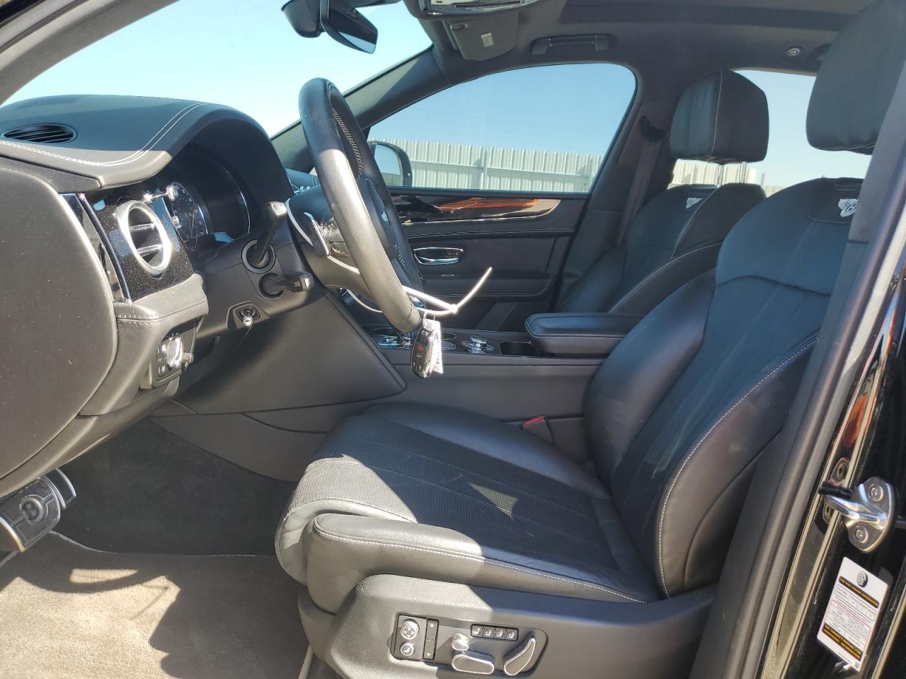2018 Bentley Bentayga VIN SJAAC2ZV8JC020603 Copart auction photo, front end damage thumbnail 7