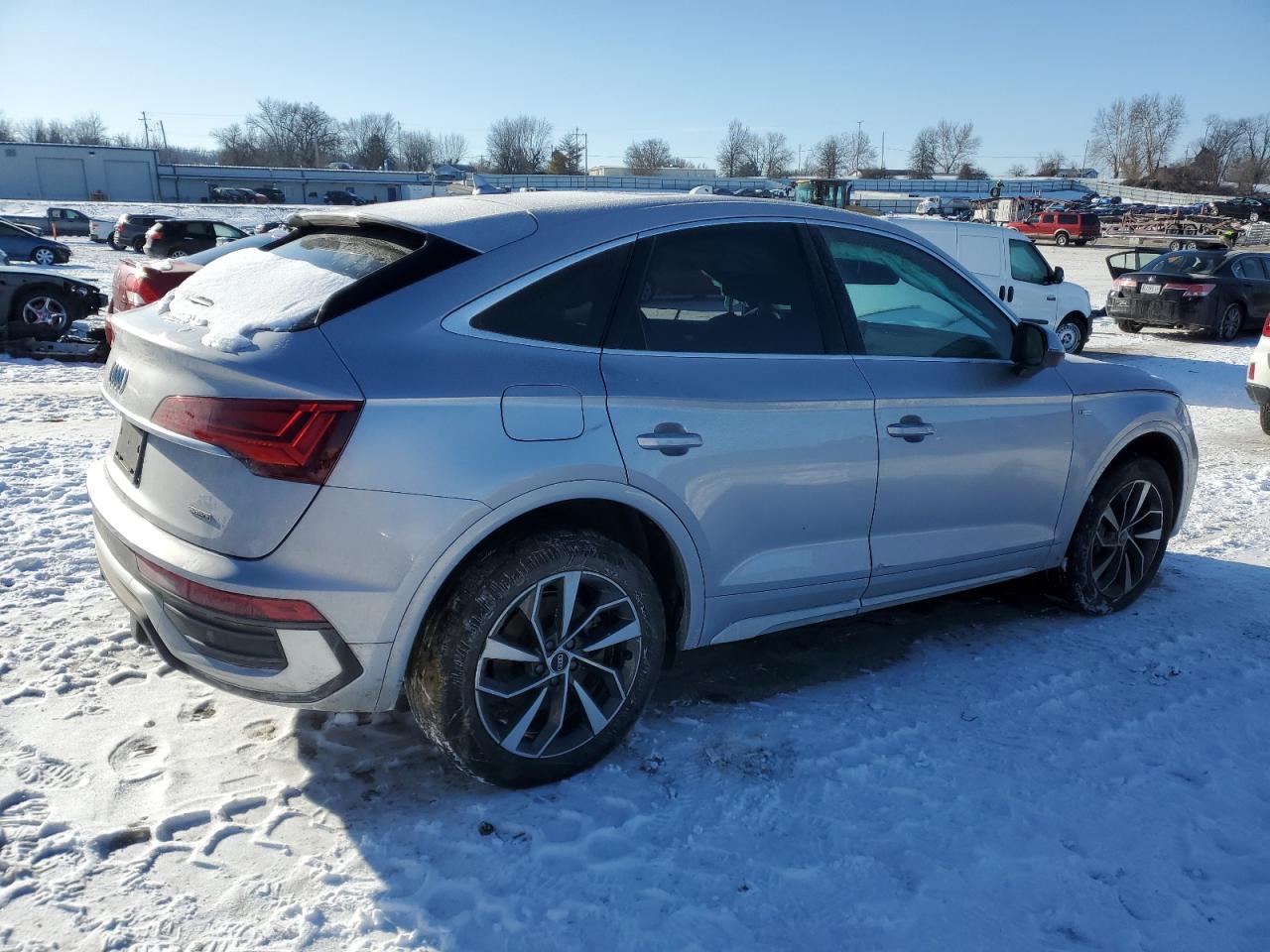 2021 Audi Q5 VIN WA14AAFYXM2107546 Copart auction photo, front end damage thumbnail 3