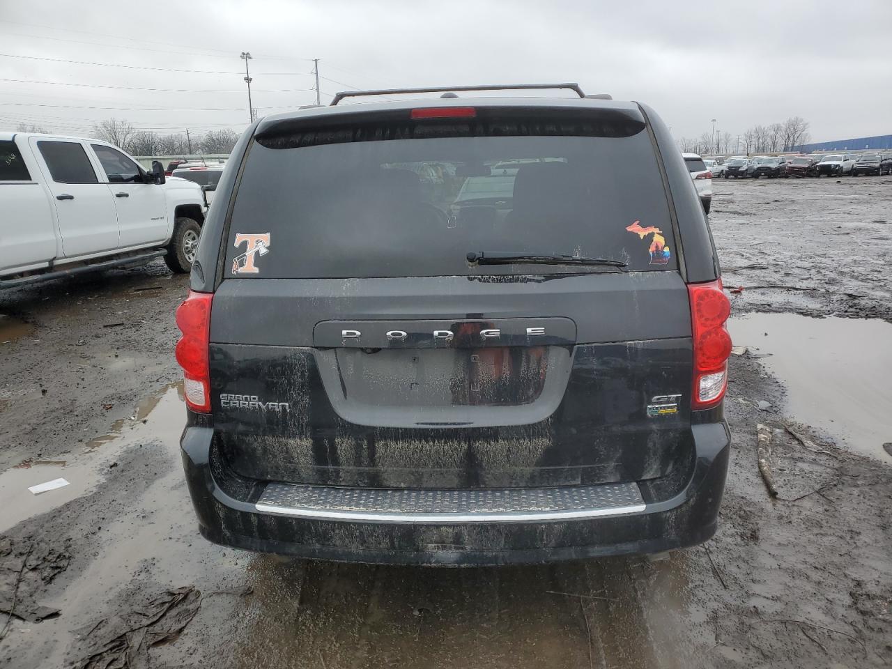 2019 Dodge Caravan VIN 2C4RDGEG9KR690558 Copart auction photo, front end damage thumbnail 6