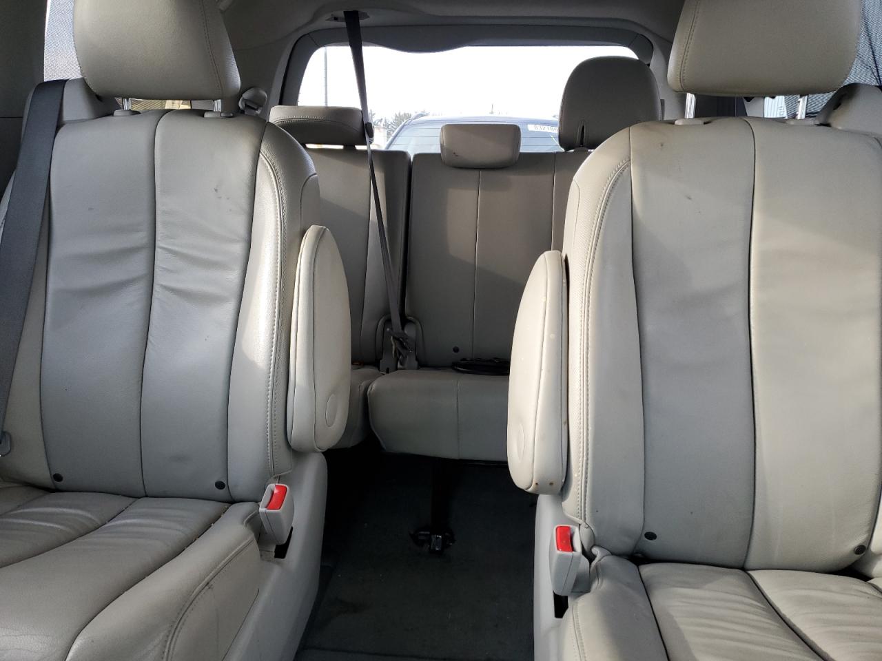 2014 Toyota Sienna VIN 5TDDK3DC8ES073428 Copart auction photo, side / minor dent/scratches damage thumbnail 10