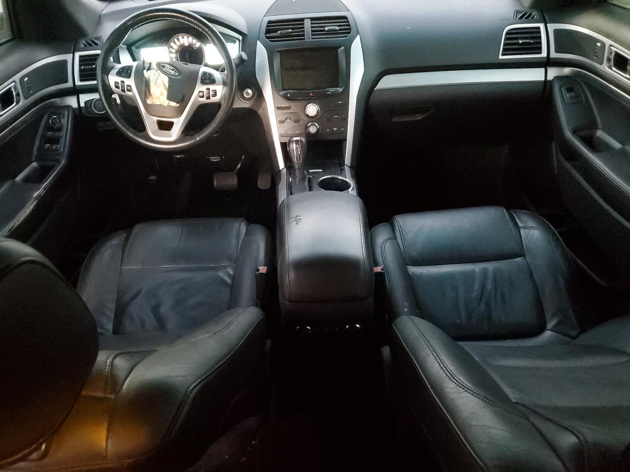 2015 Ford Explorer VIN 1FM5K7D87FGB01587 Copart auction photo, front end / minor dent/scratches damage thumbnail 8