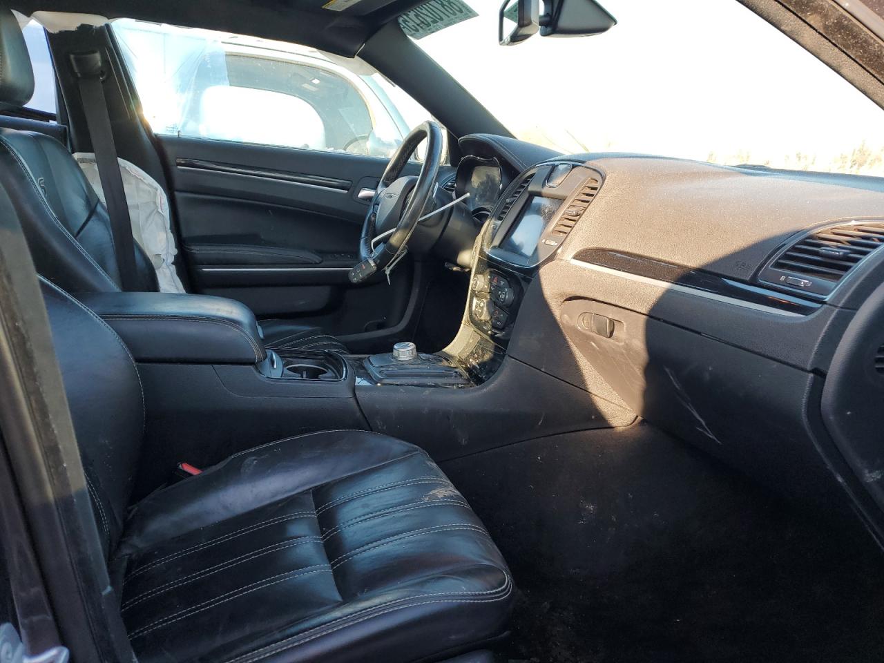 2019 Chrysler 300 VIN 2C3CCAGG1KH603653 Copart auction photo, side damage thumbnail 7