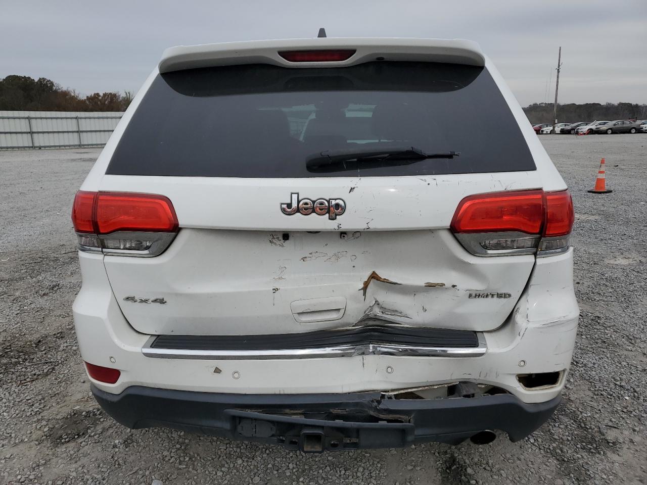 2015 Jeep Grand Cherokee VIN 1C4RJFBG8FC135199 Copart auction photo, rear end / front end damage thumbnail 6