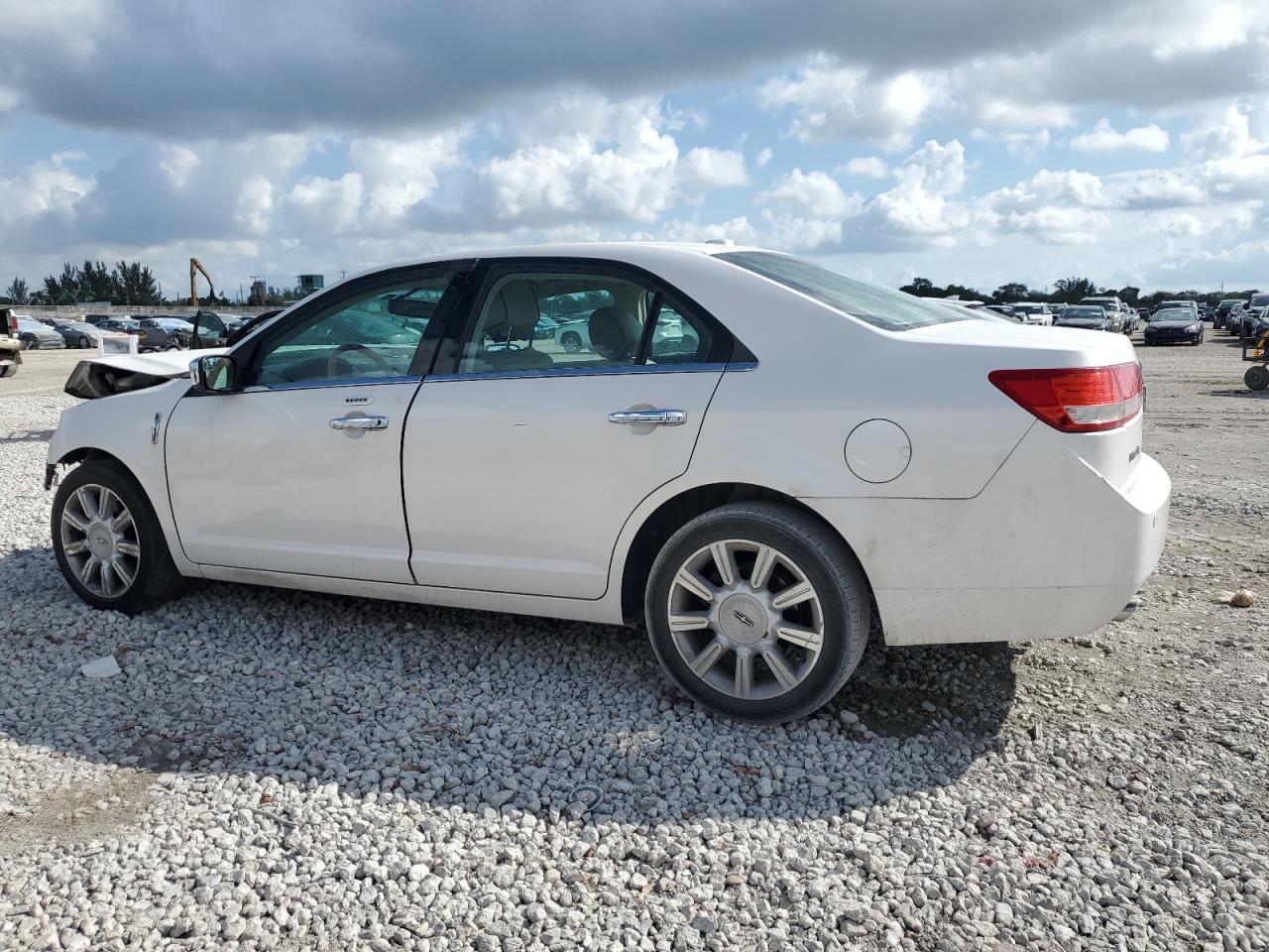 2012 Lincoln MKZ VIN 3LNHL2GC9CR836377 Copart auction photo, front end / minor dent/scratches damage thumbnail 2