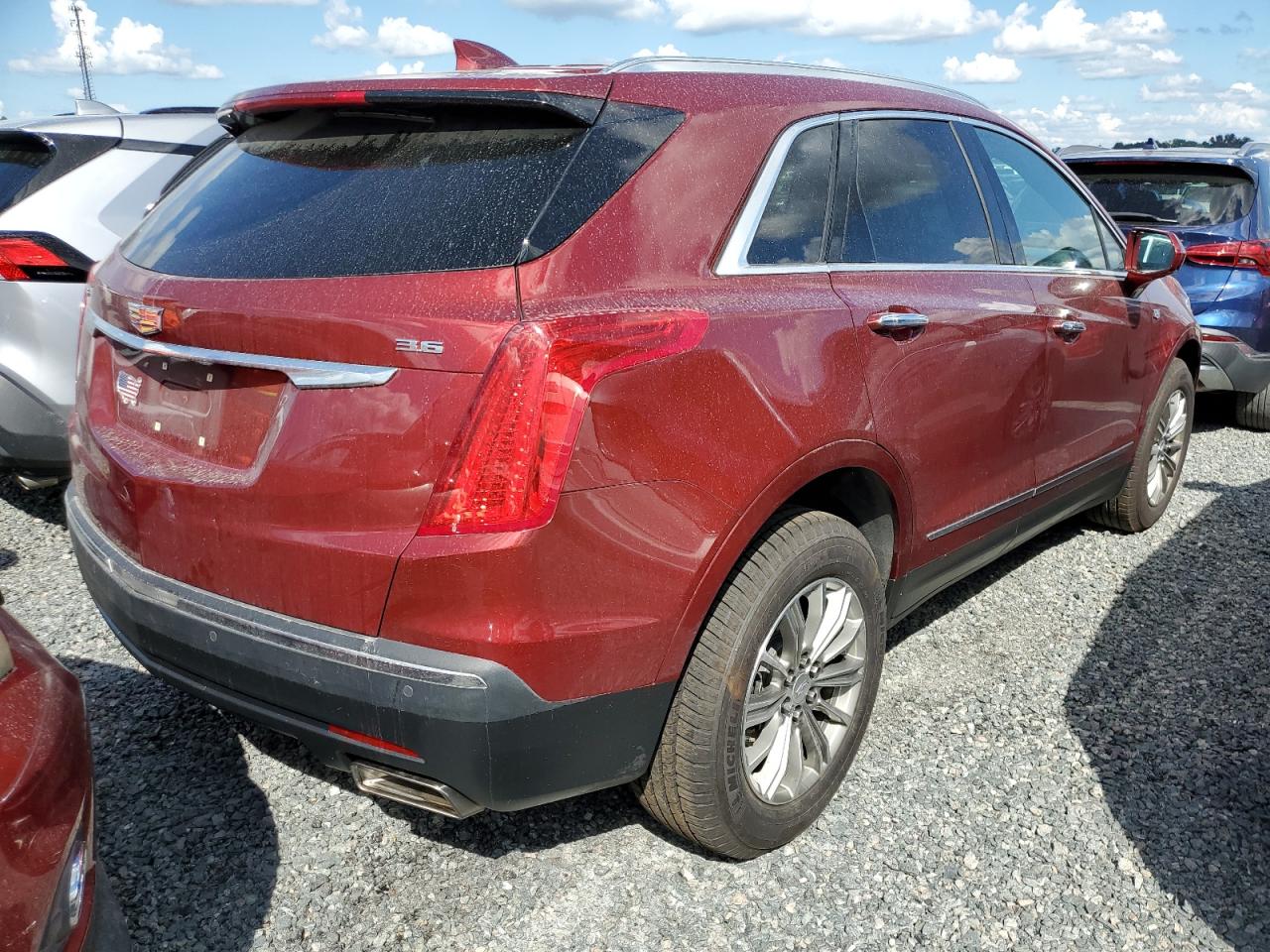 2017 Cadillac XT5 VIN 1GYKNBRS5HZ223517 Copart auction photo, water/flood damage thumbnail 3